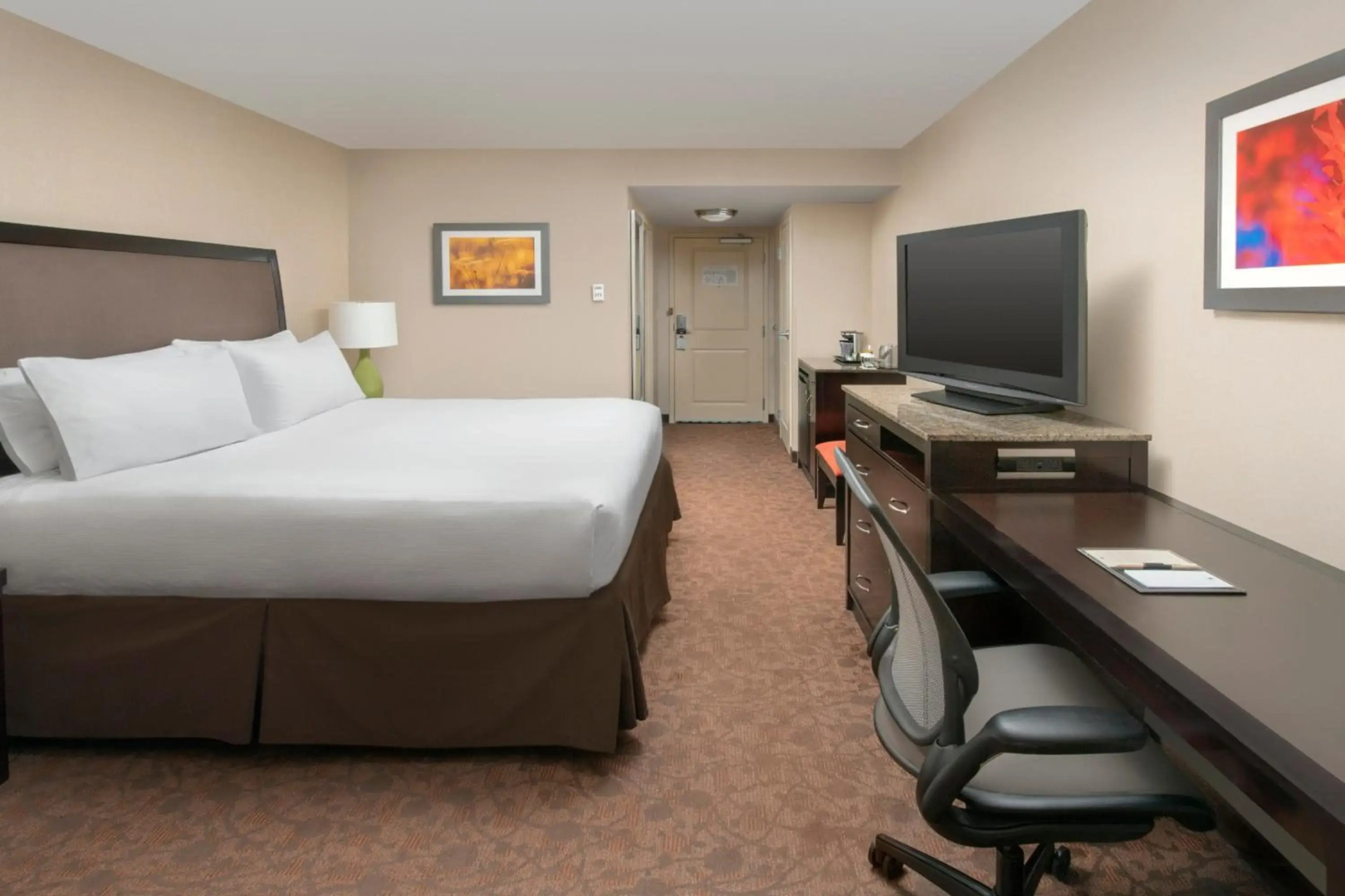 DoubleTree by Hilton Sterling - Dulles Airport