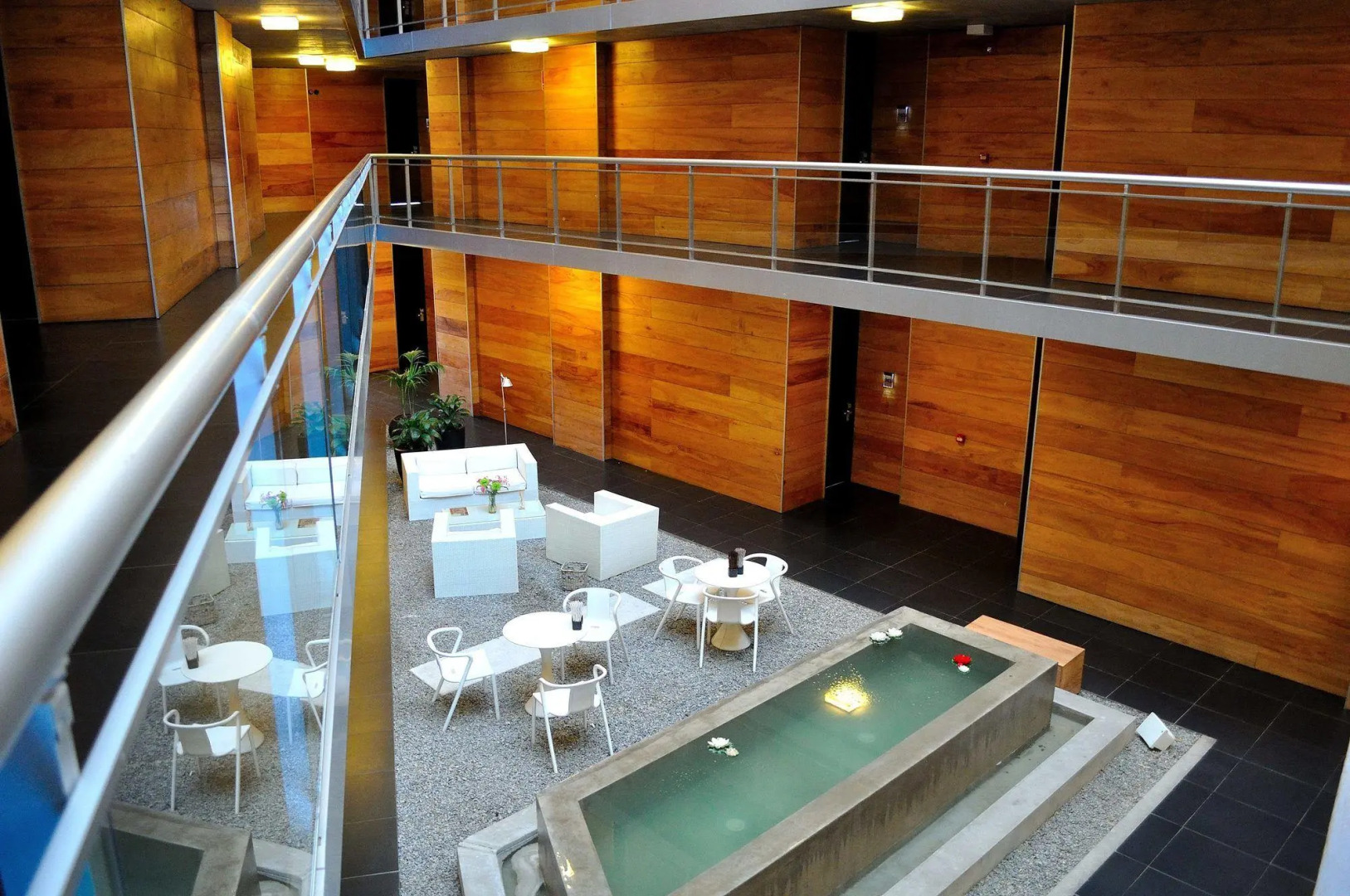 Costa Colonia - Riverside Boutique Hotel