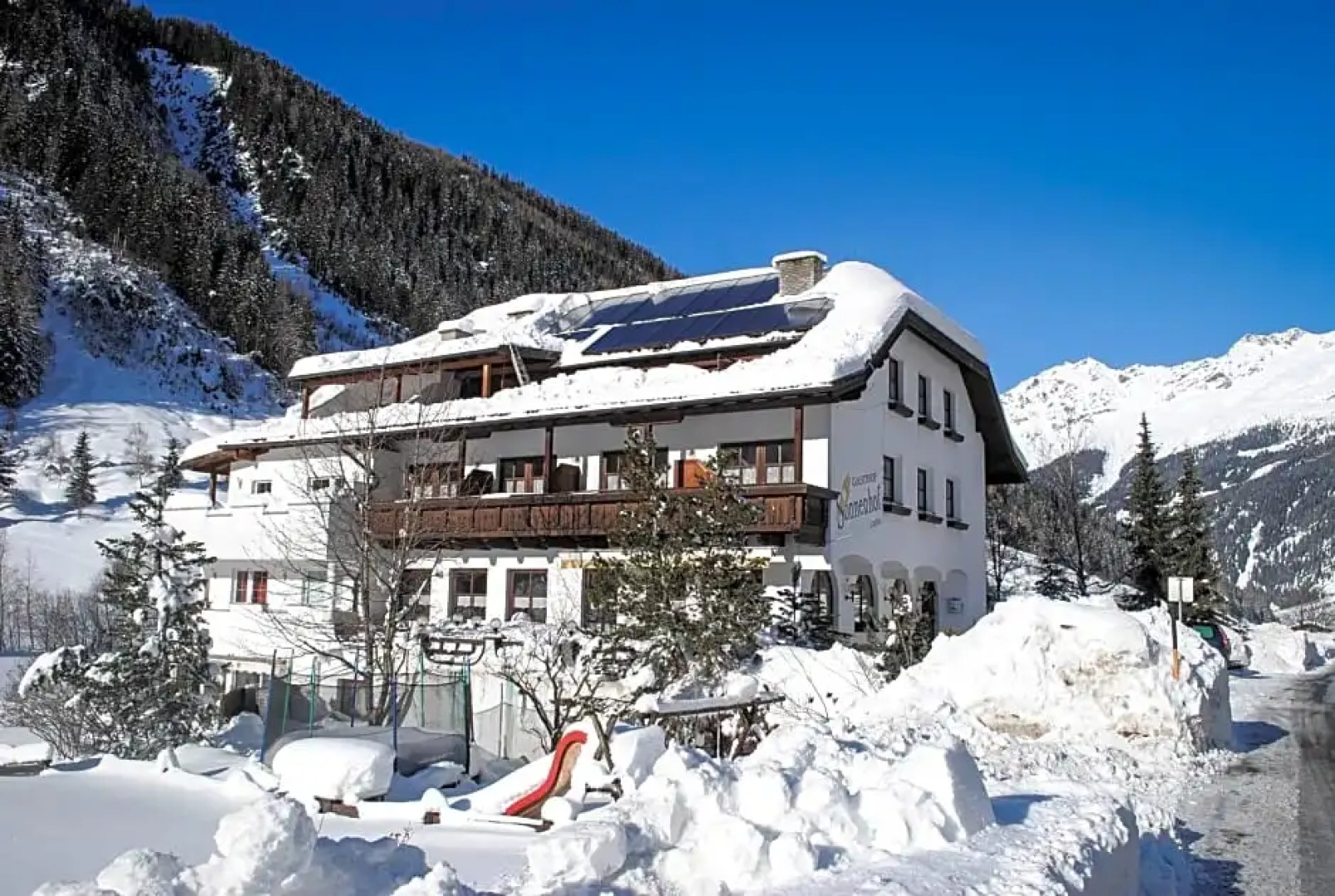 Sonnenhof - Apartments & Zimmer