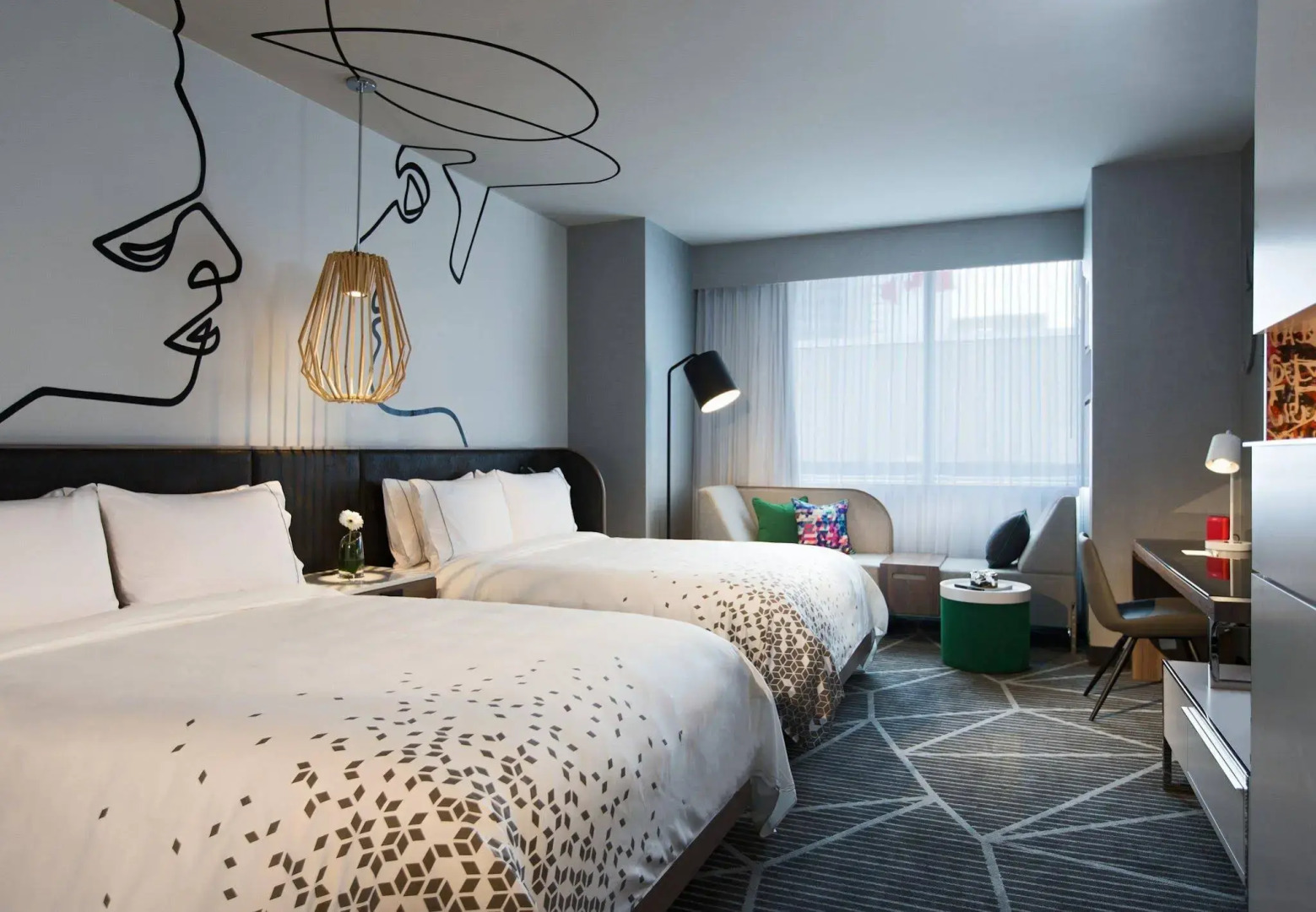 Renaissance Montreal Downtown Hotel