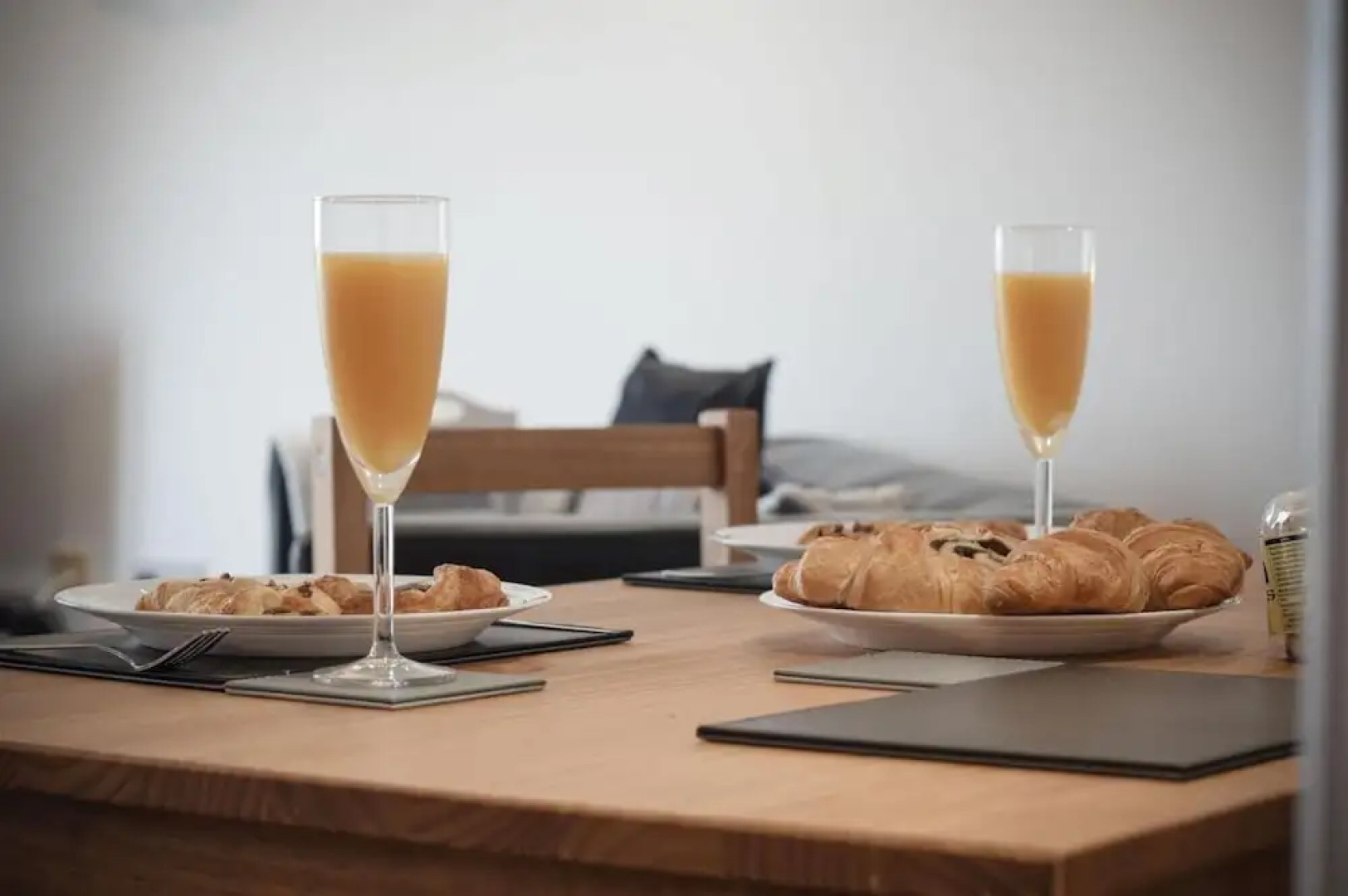 Beach View - 2 Bedroom Apartment - Llanelli