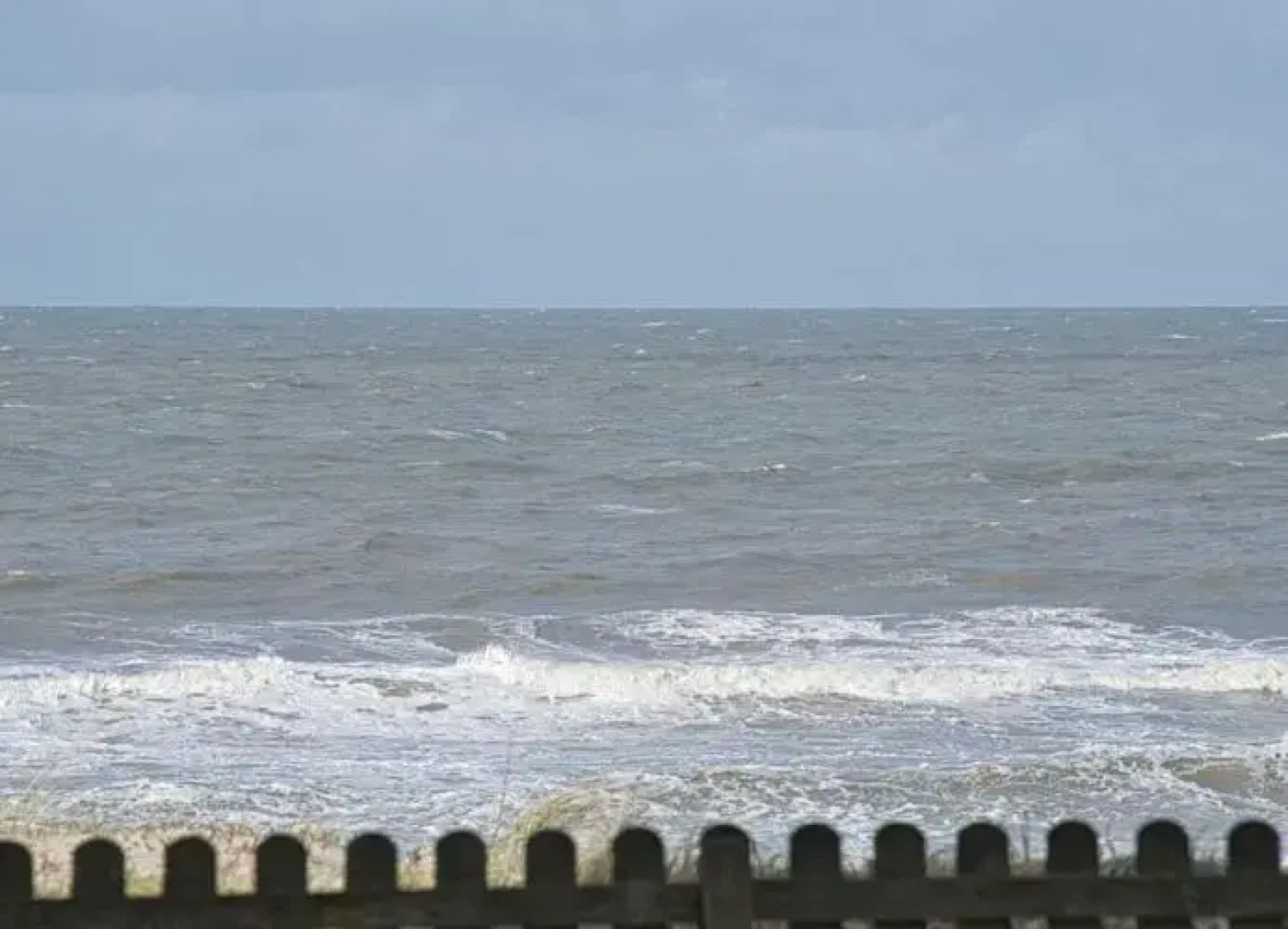 Strand-Zeit - ein Steinwurf zum Meer