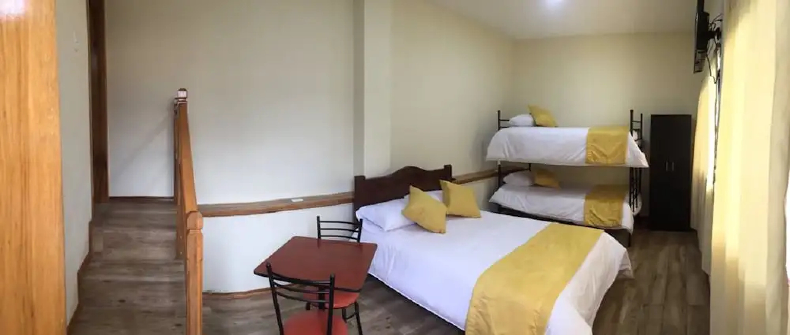 Tababela Airport B&B