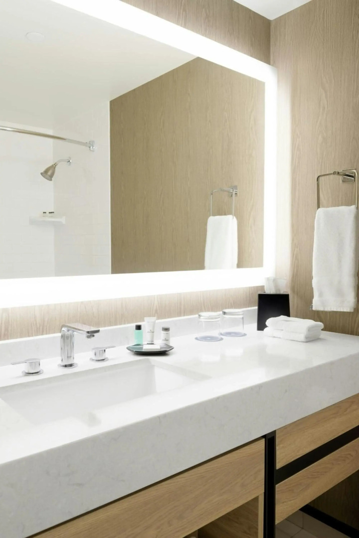 Sheraton Cerritos Hotel