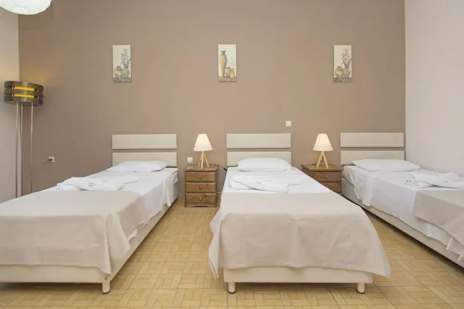 Nikolouzos Sunny Estate