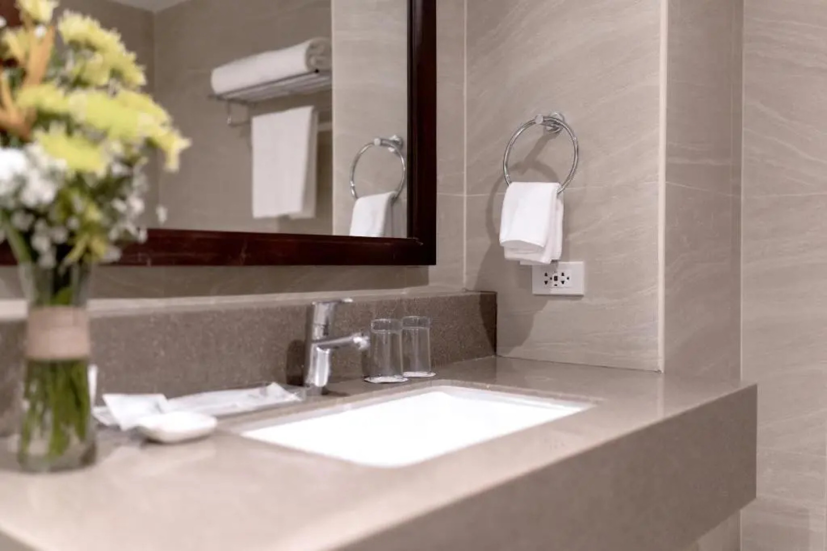 Canyon Hotels & Resorts Boracay