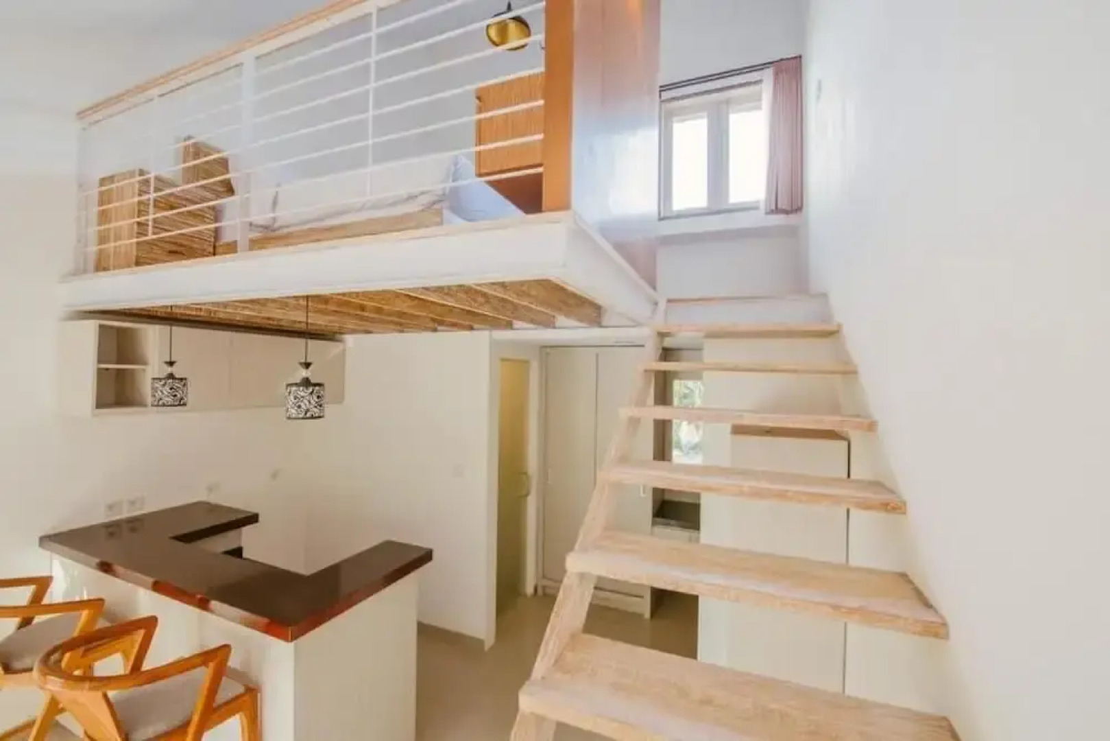 Istha Puri By Dwaraloka