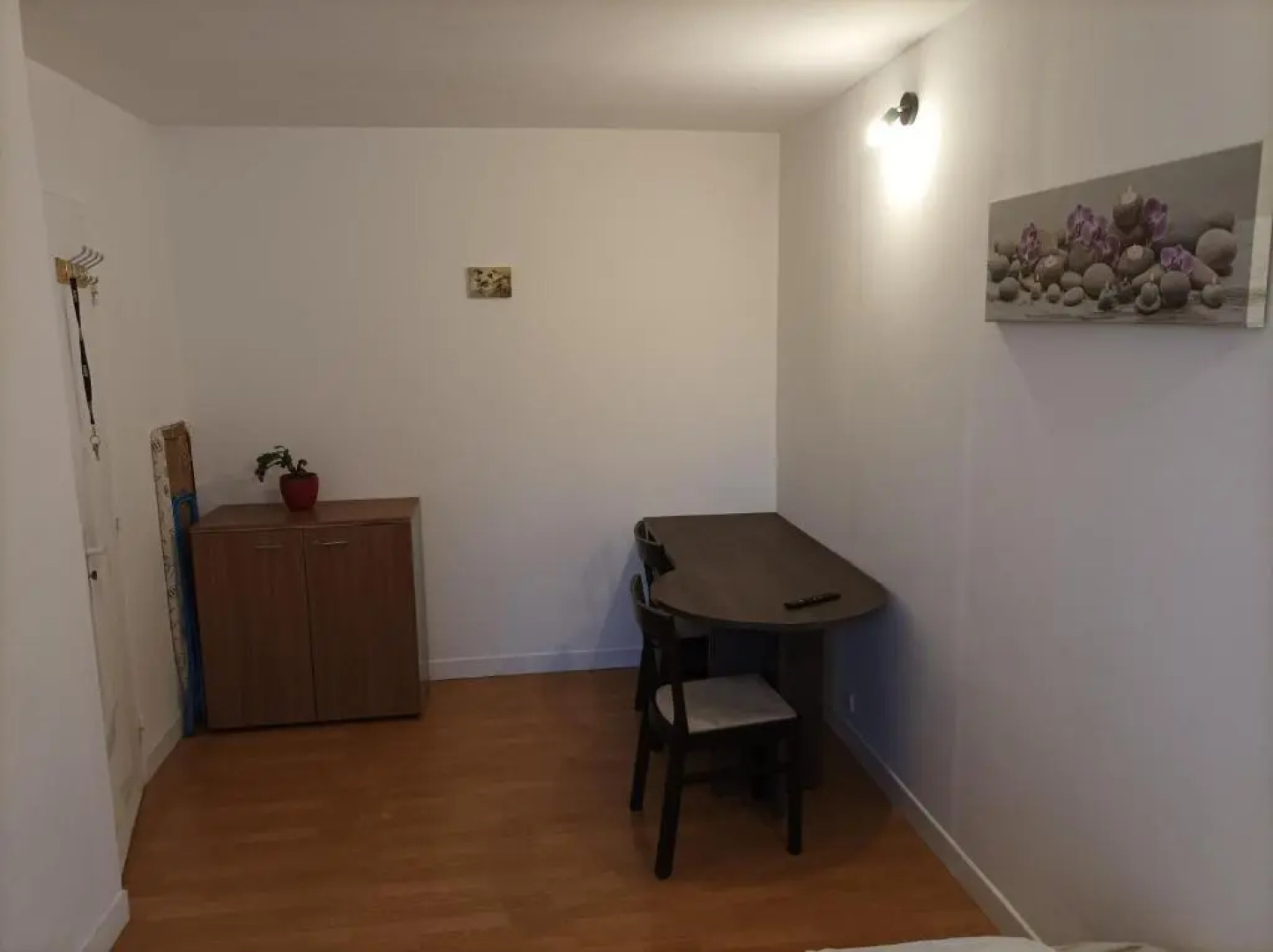 Chambre 14m² proche Saclay / Massy bus à 2' à pied