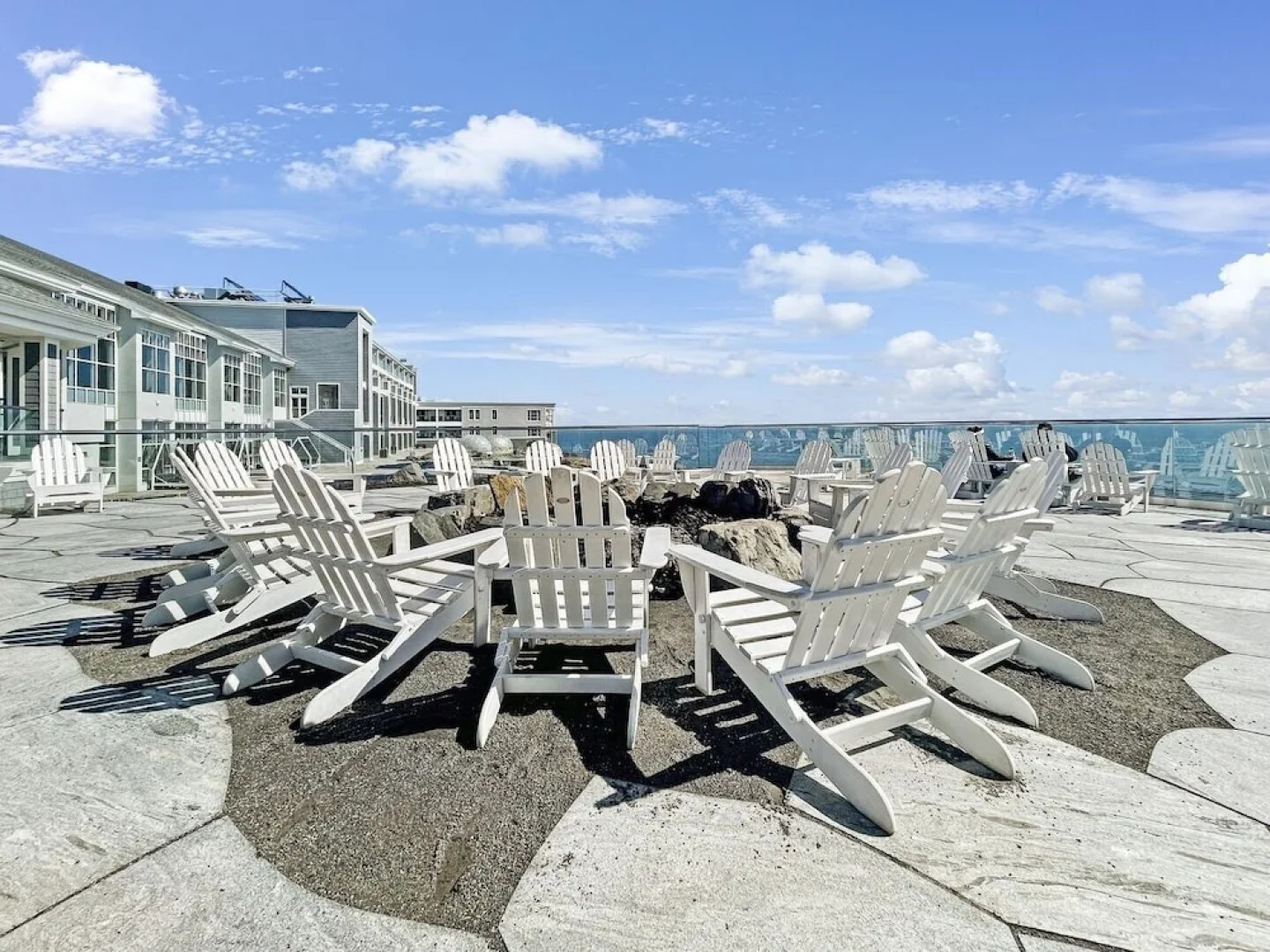 Ragged Rocks - Warm And Inviting Cottage With Uninterrupted Ocean Views 2 Bedroom Home by RedAwning