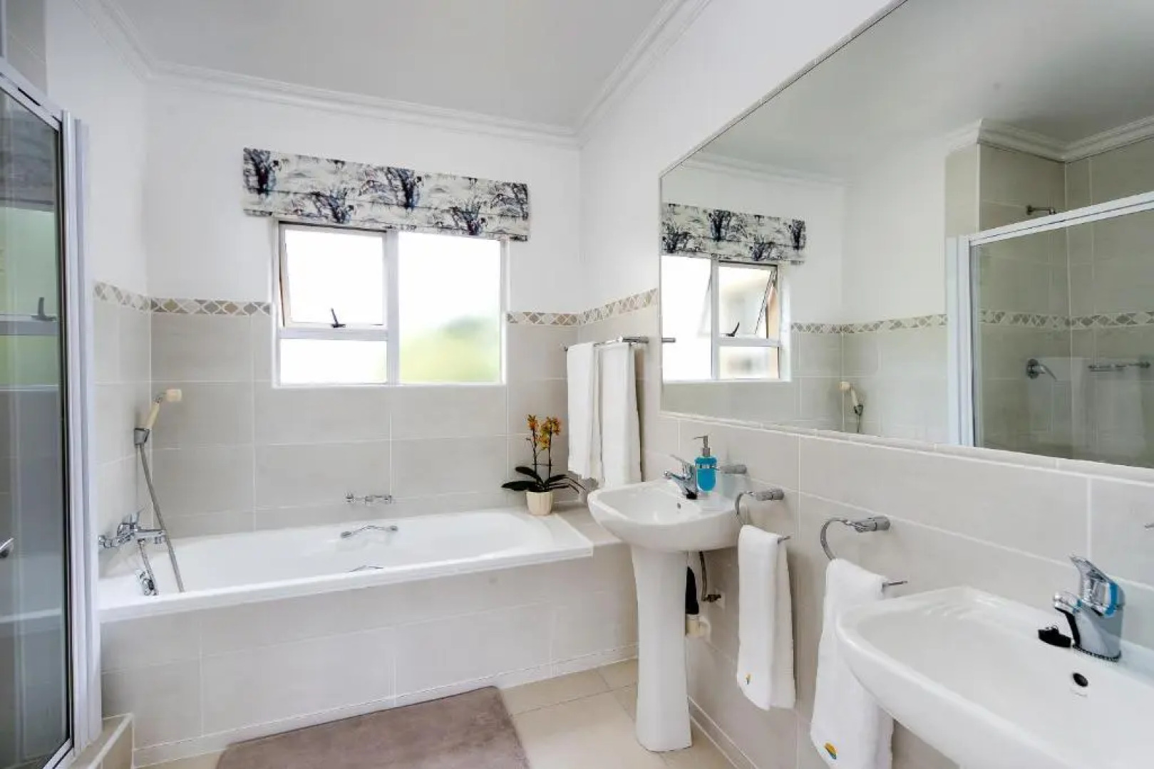 La Mer at Illovo Beach