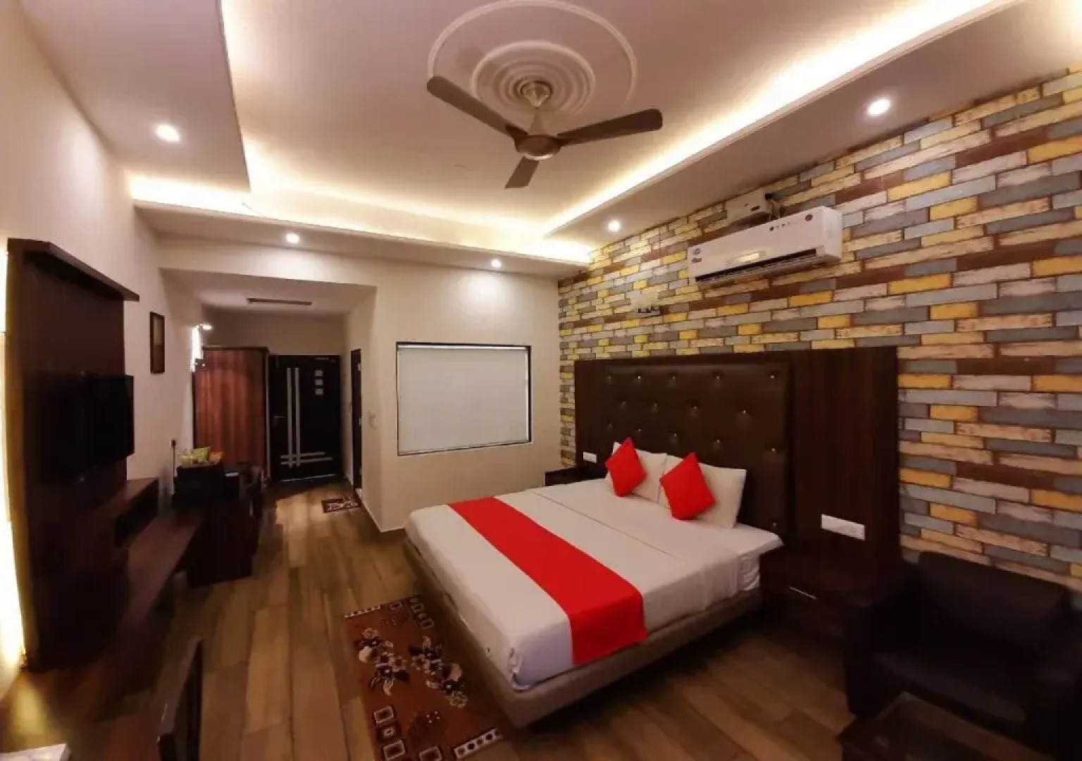 Kasauli Continental Resort