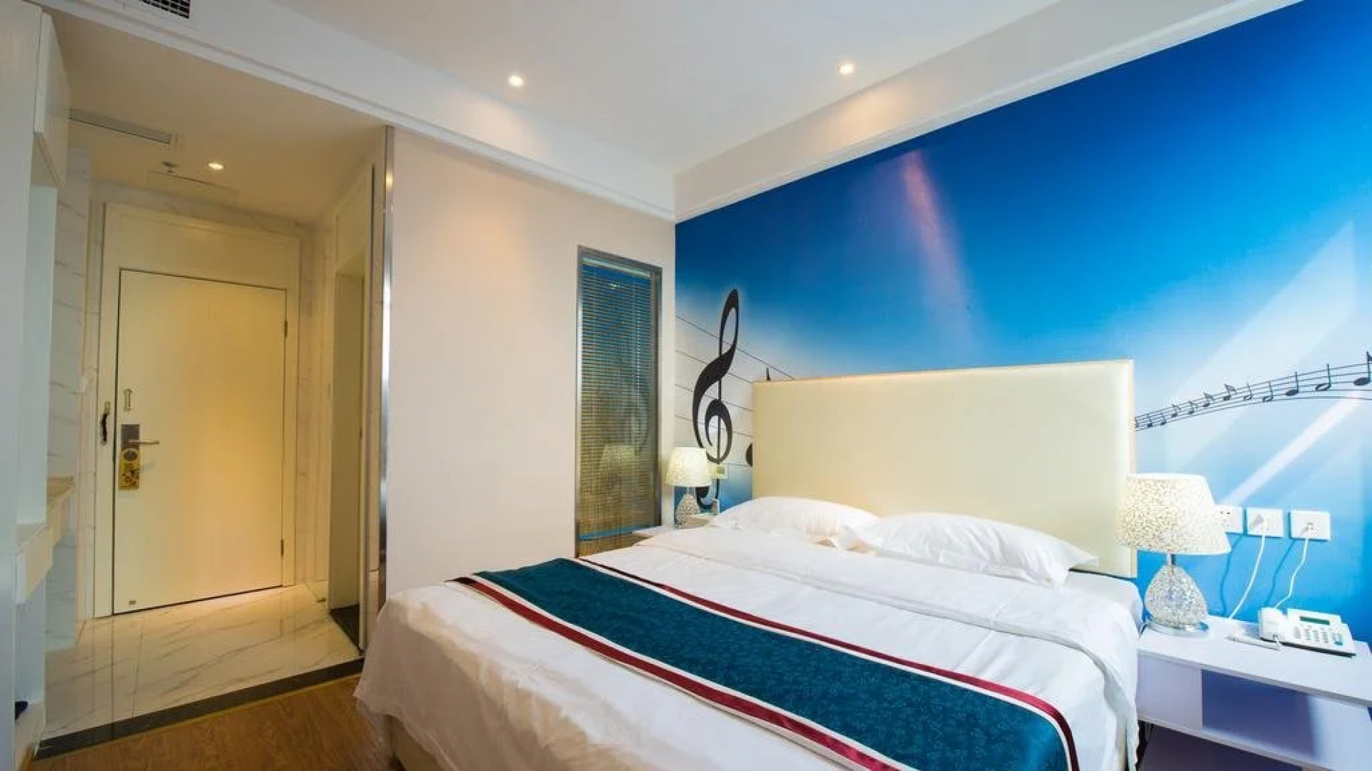 Jingjiu Sightseeing Inn