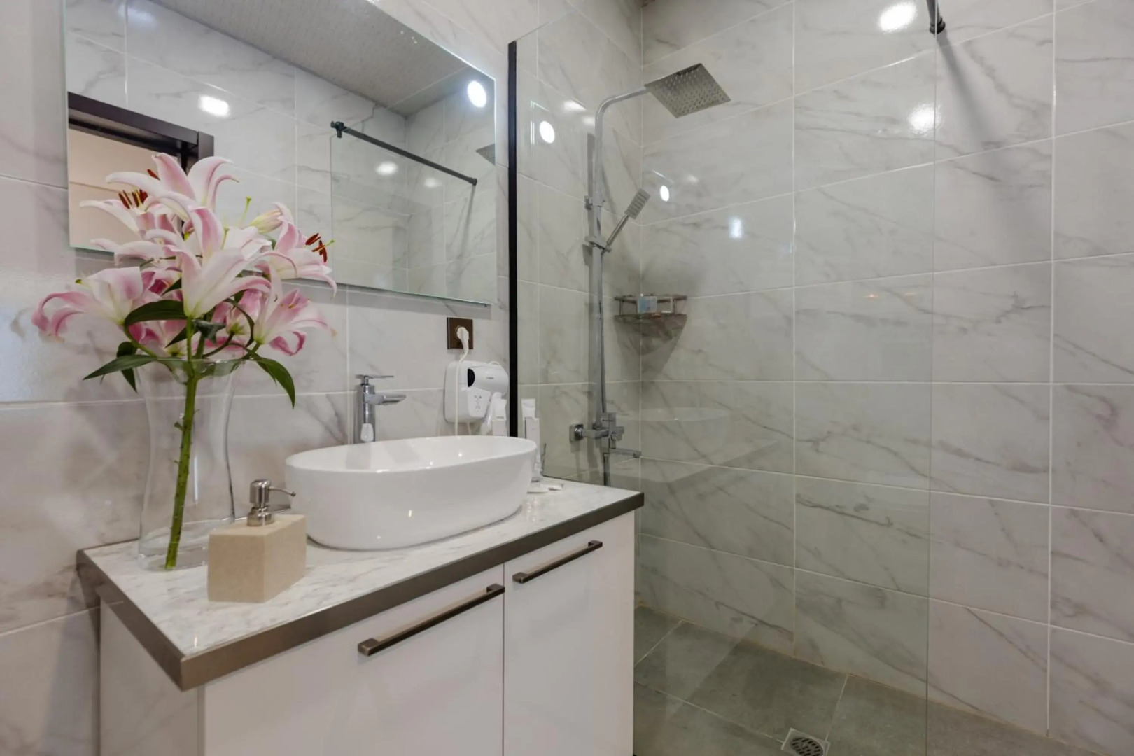 Отель «Аиси»