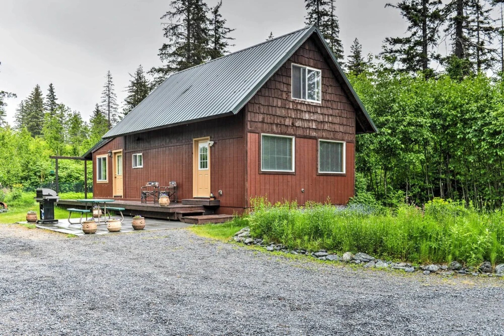 Secluded Seward Home: Patio, 2 Mi to Kenai Fjords!