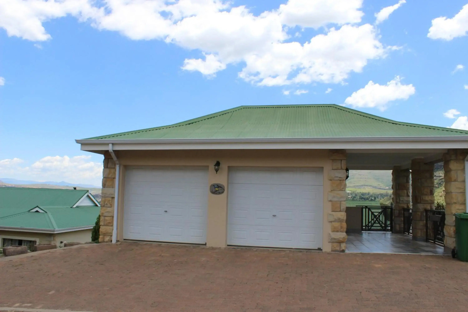 Sunbird Haven Self-Catering Sleeps 8