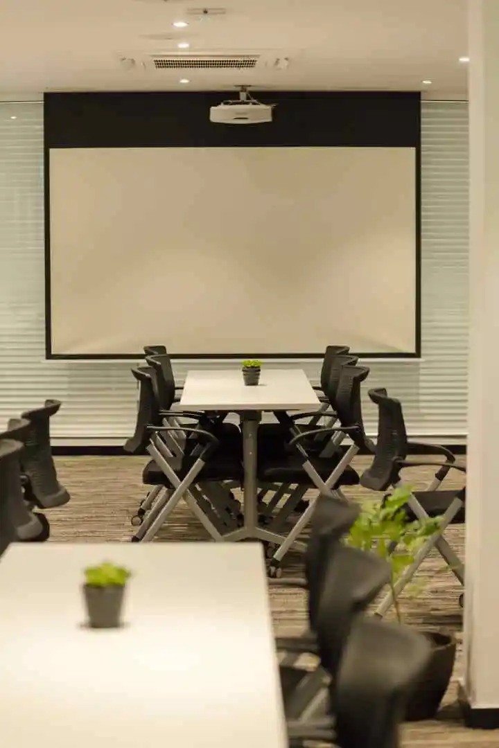 Отель The Somerset