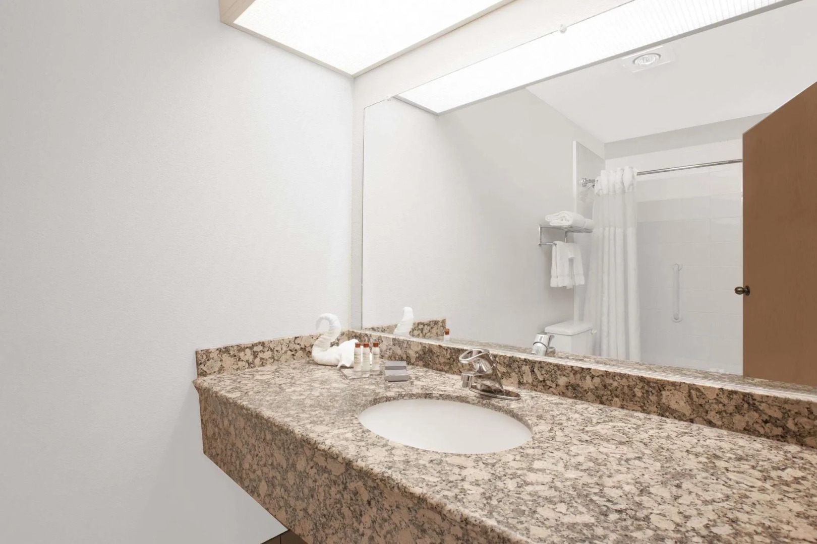 Hawthorn Suites by Wyndham Kent, WA