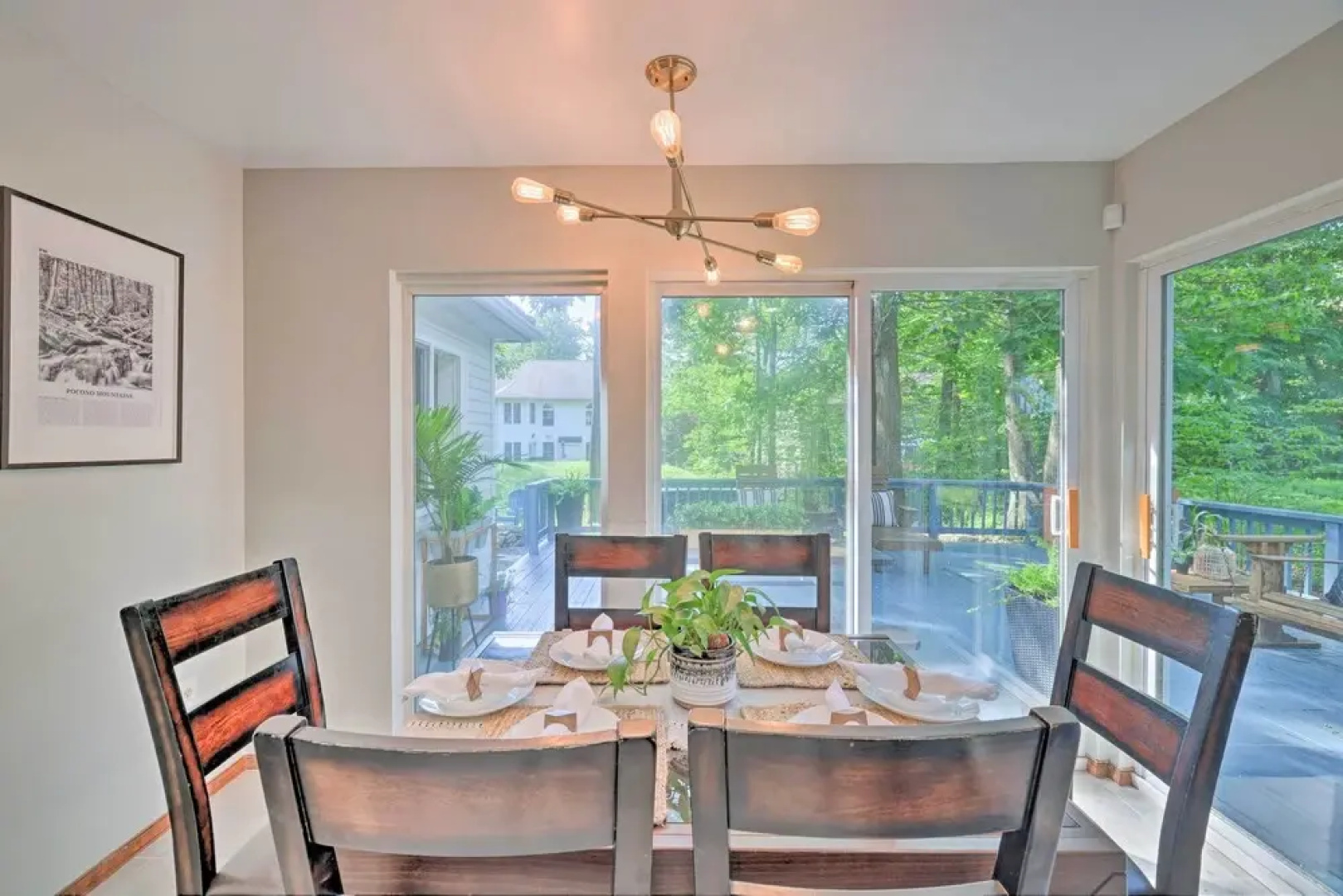 Tobyhanna Home w/ Hot Tub, Fire Pit, Deck + Grill!