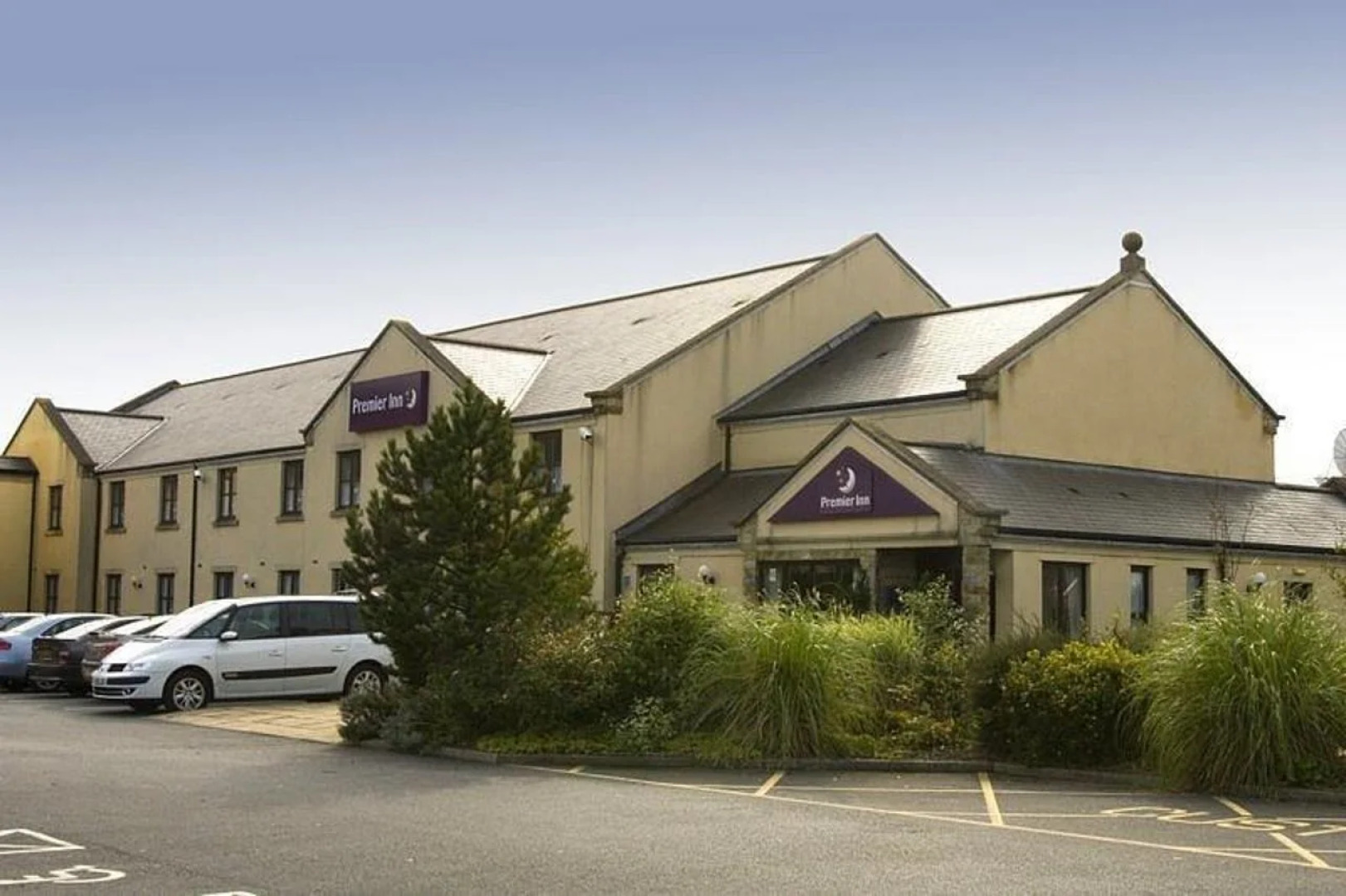 Premier Inn Newcastle - Holystone