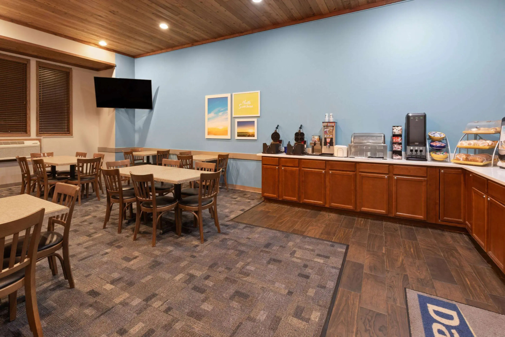 Days Inn by Wyndham Hutchinson