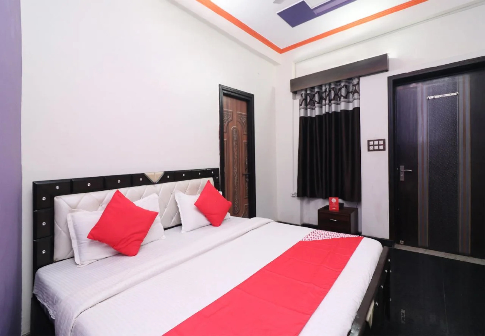 Tr Hotel By OYO Rooms