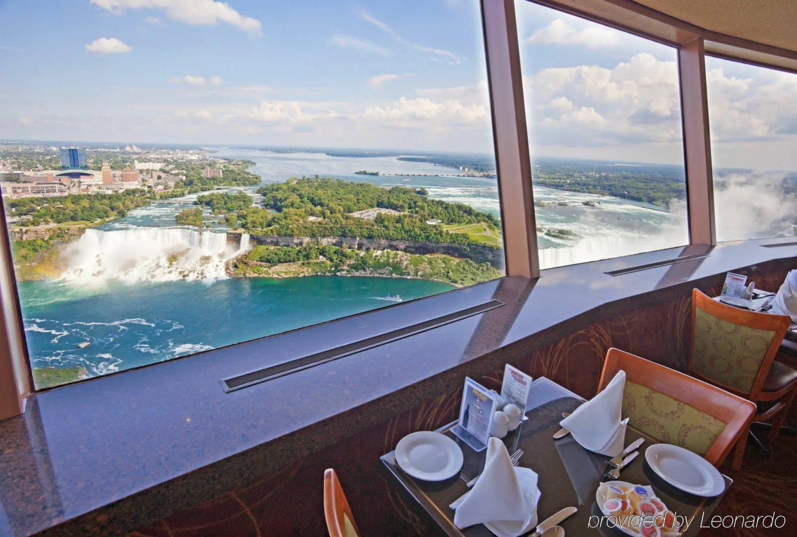 Holiday Inn Niagara Falls - By The Falls by IHG