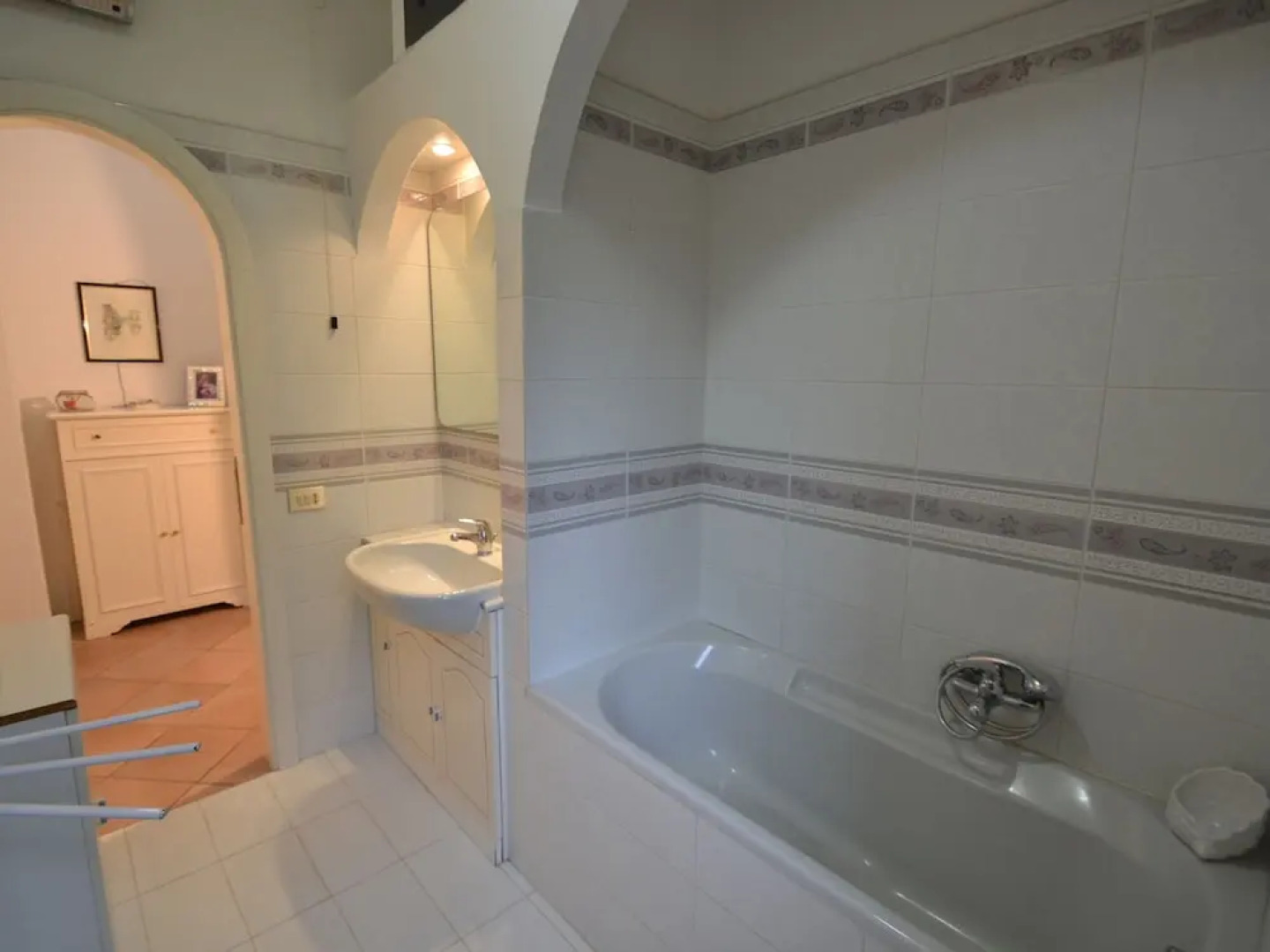 Tuscan Villa With Sea Views