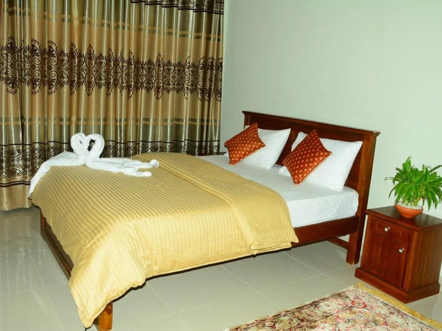 The Castlereagh Resort