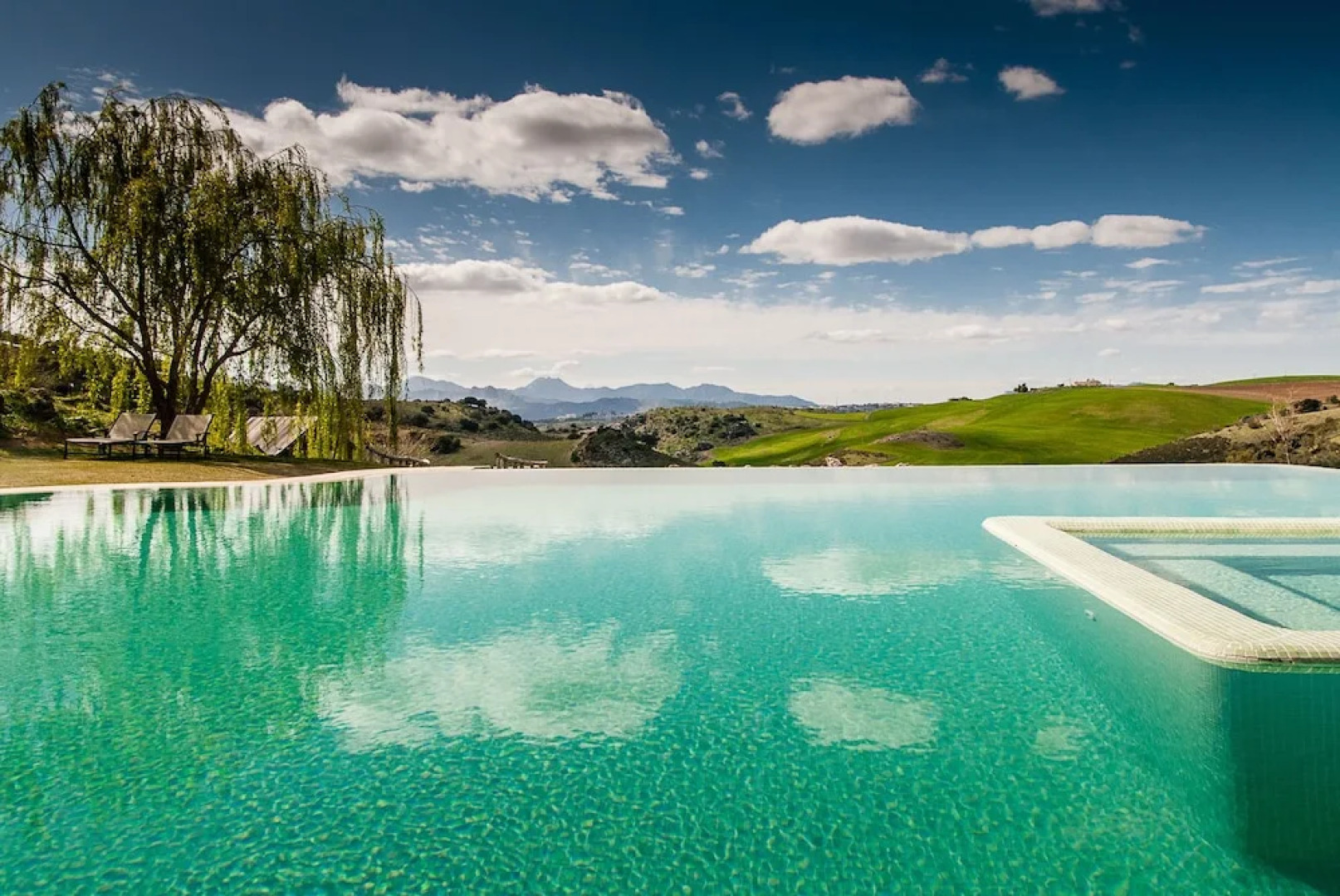 Ronda Mountain Resort