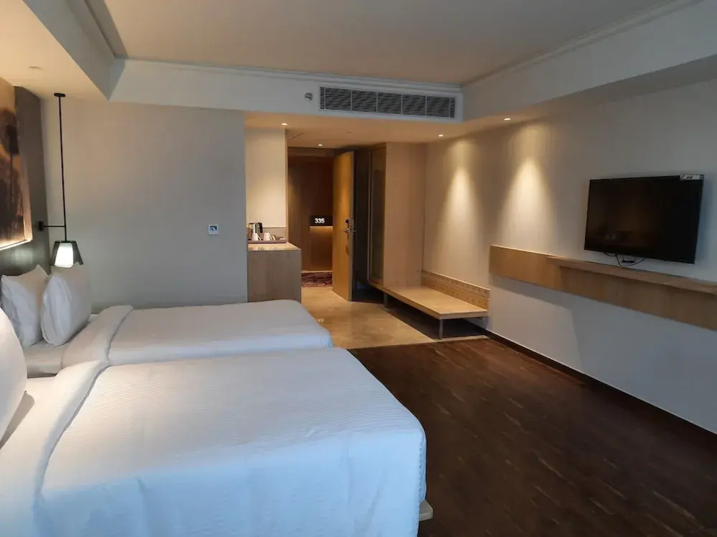 The Gaurs Sarovar Premiere