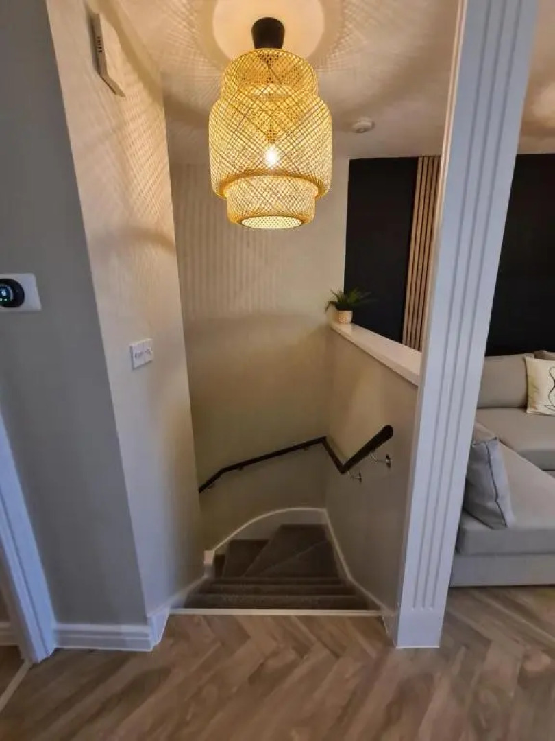 Modern 1 bed apartment next to beach and golf course