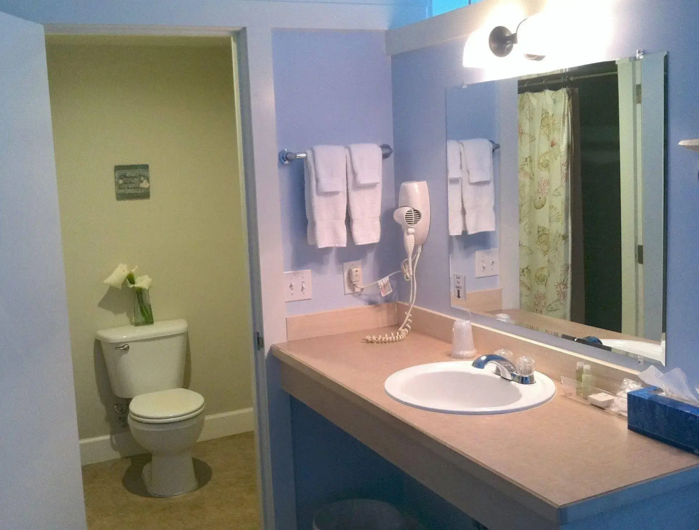 Harborview Inn & RV Park