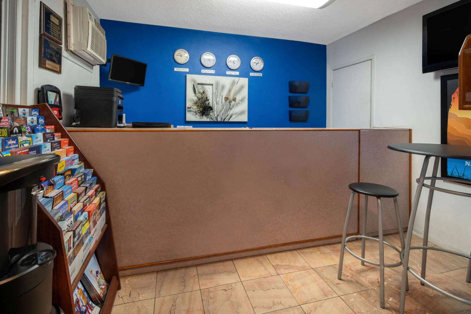 Travelodge by Wyndham Burbank-Glendale