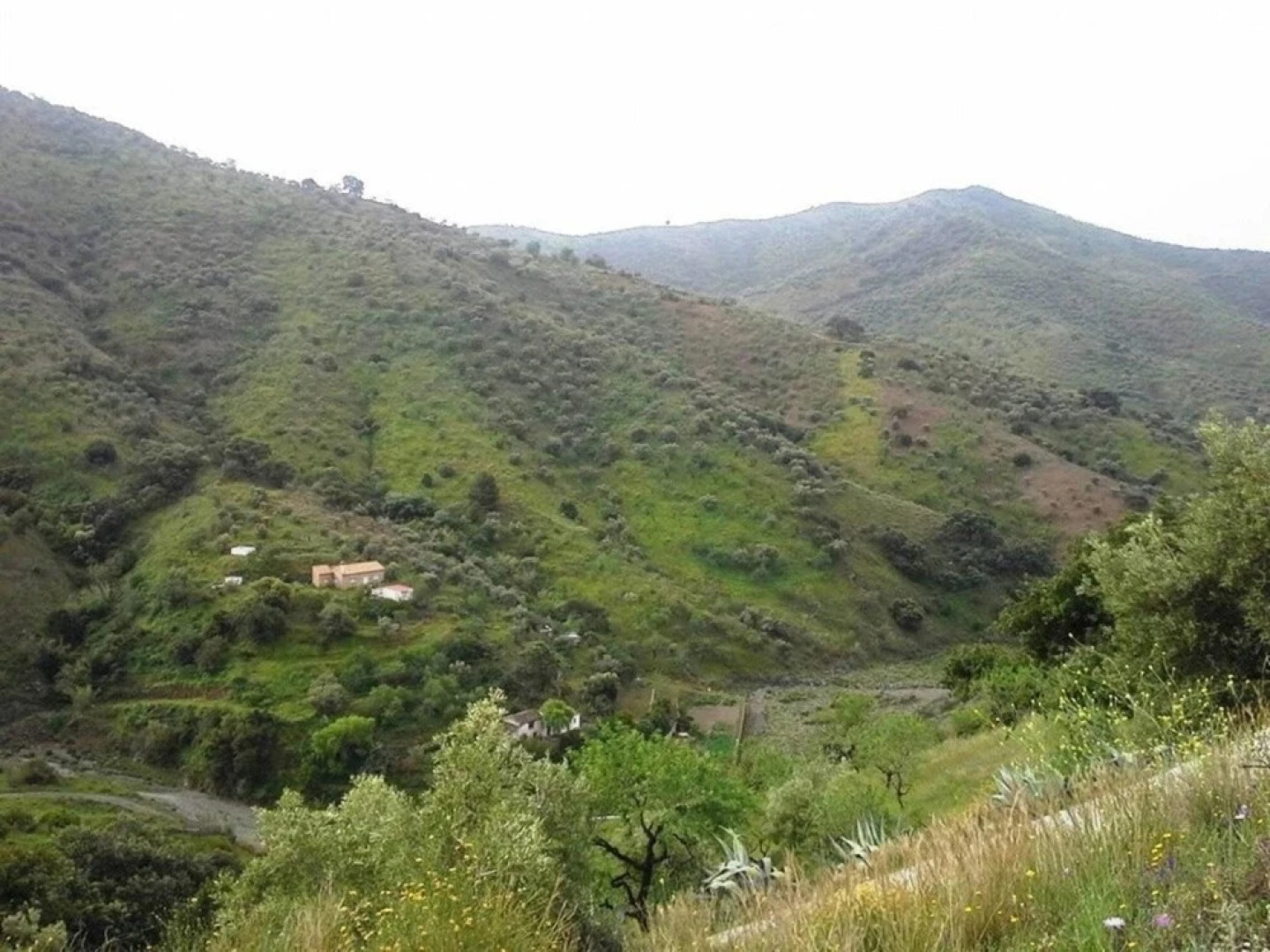 House With 4 Bedrooms in Totalán, With Wonderful Mountain View, Furnis