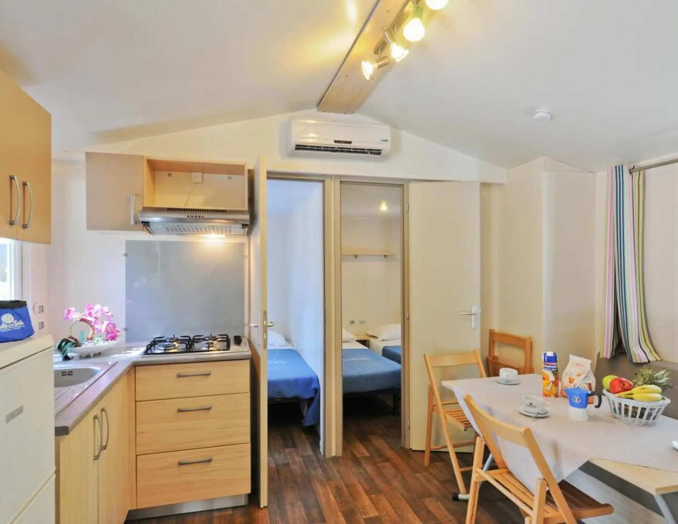 Club Del Sole Spina Family Collection