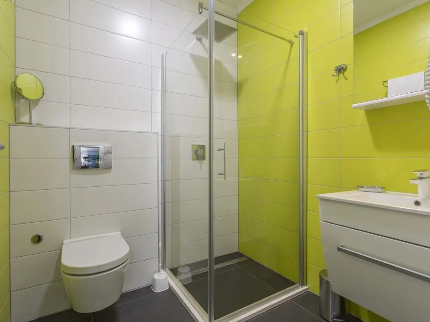 Fabuluous Villa with Private Pool, Garden, Hot Tub