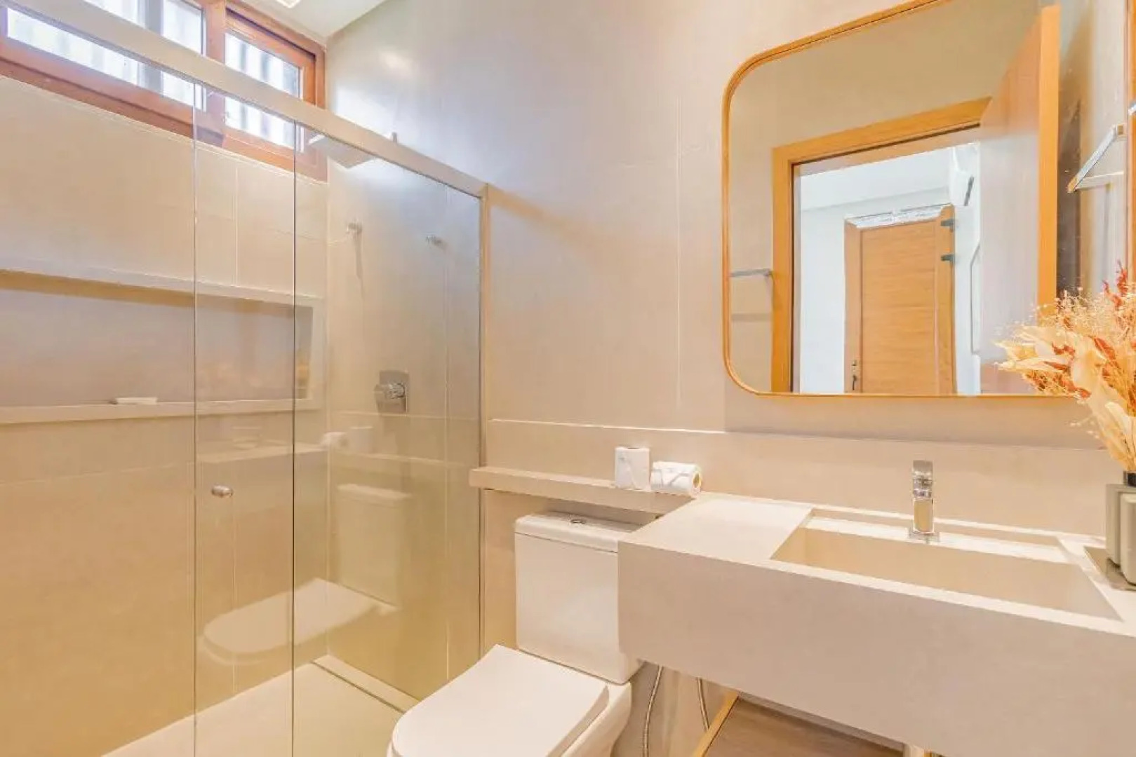 PF56 Casa Alto Padrão 6 Suítes