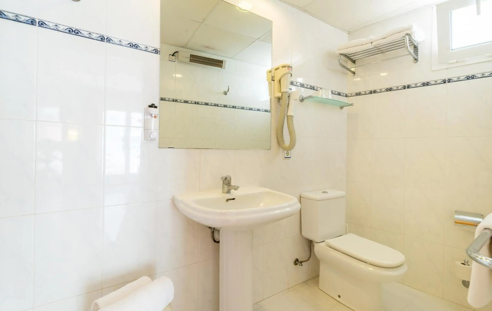 Hotel & Diving les Illes