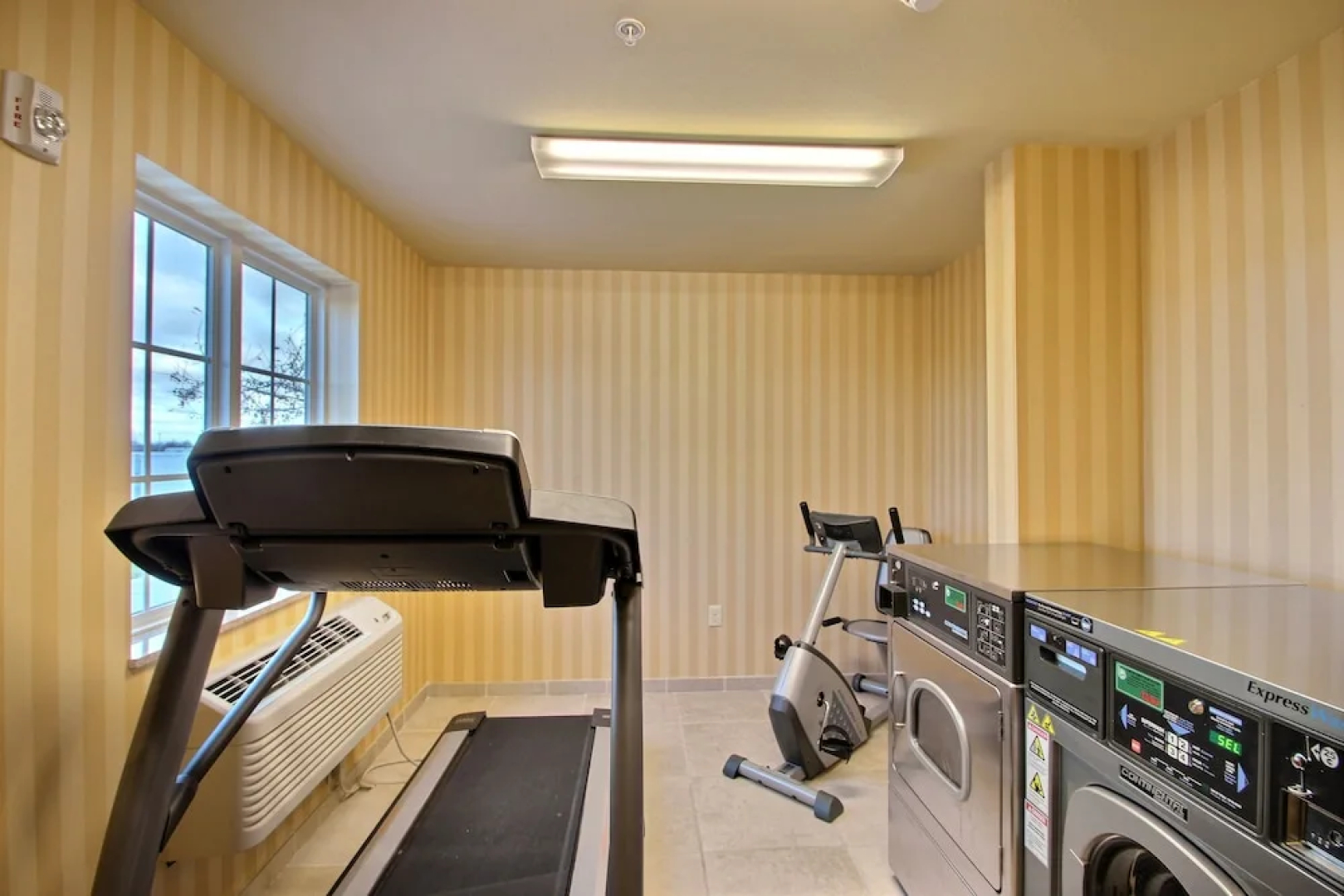 Americinn By Wyndham Oshkosh