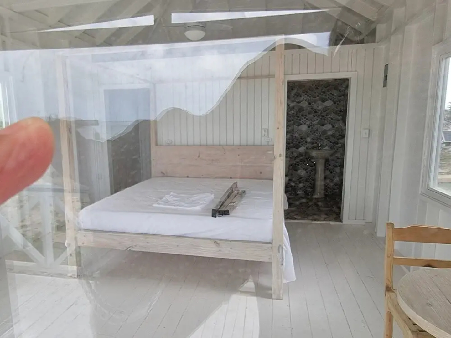 Harrys Cottages Cottage 5 Right on the Pink Sand