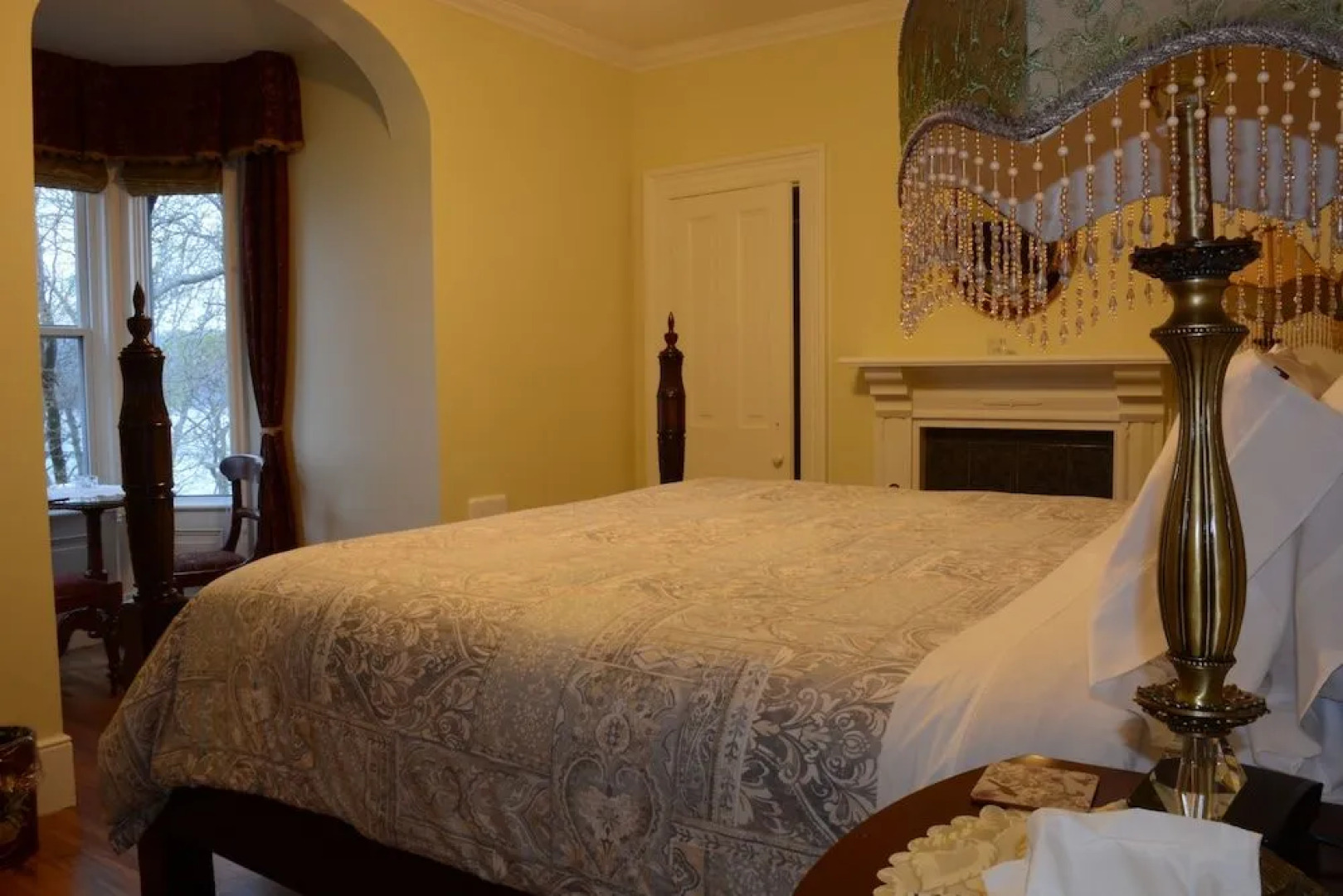 Rose Manor Inn B & B