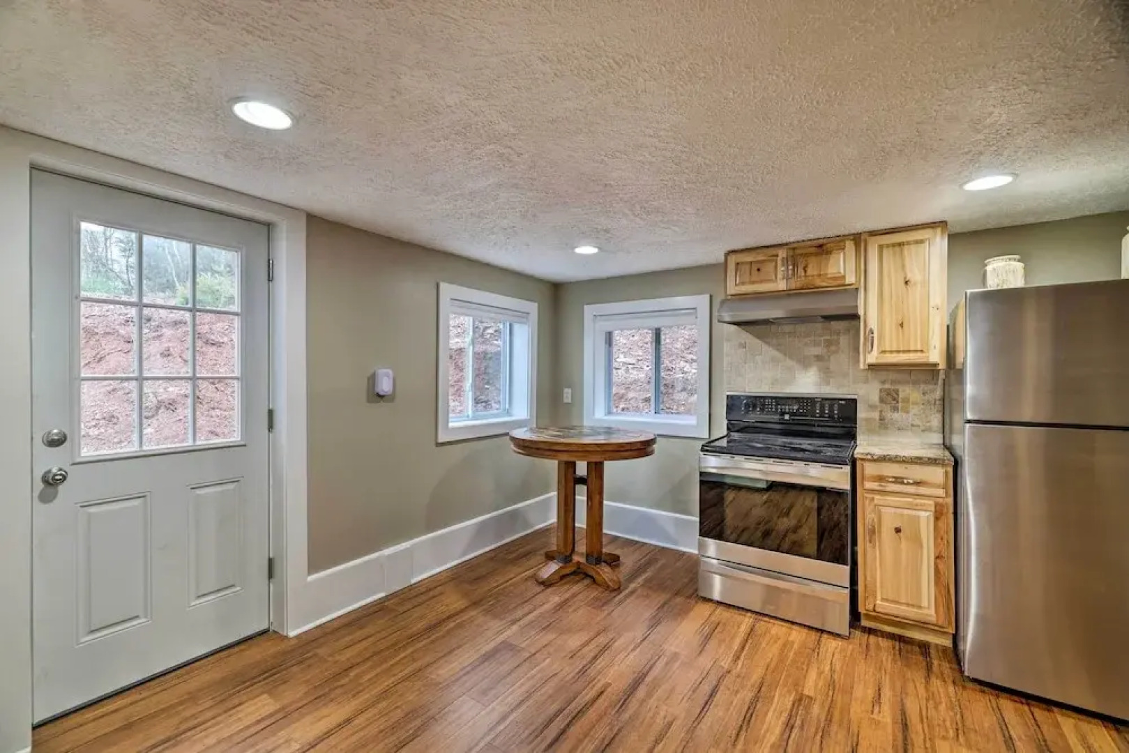 Scotrun Home Centrally Located to Area Resorts