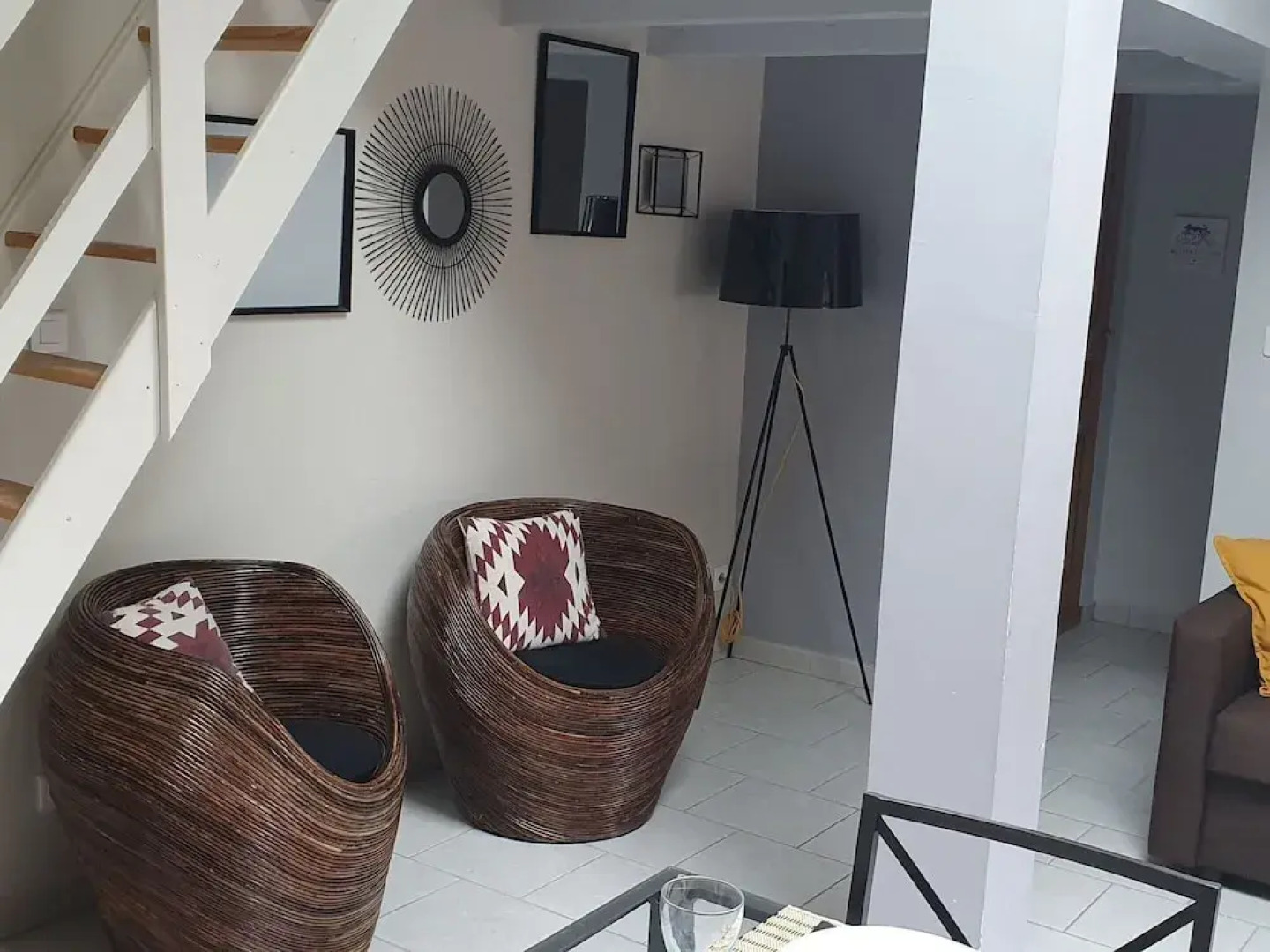 Simplistic Holiday Home in Orgon With Swimming Pool