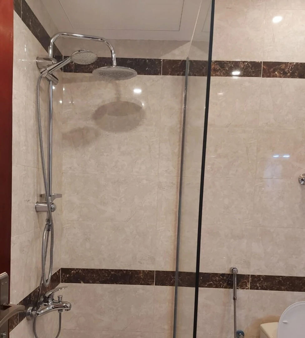 OYO 617 Rose Plaza Hotel