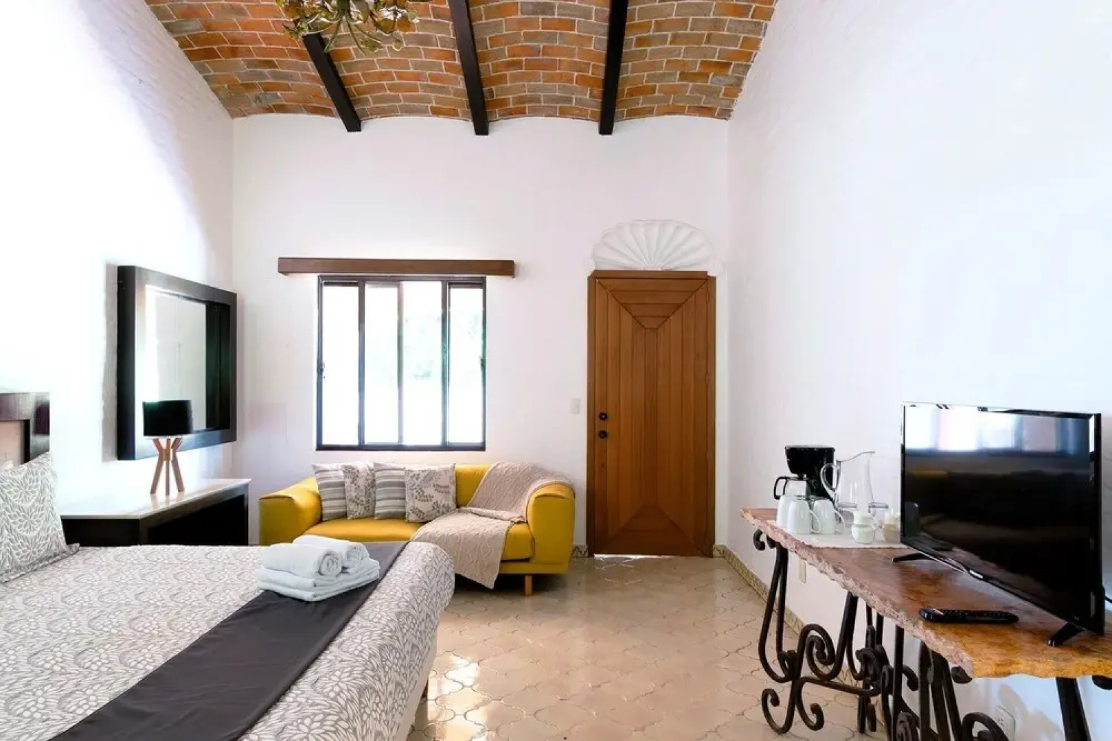 ANANA Rancho San Rafael 3 Bedrooms Hill