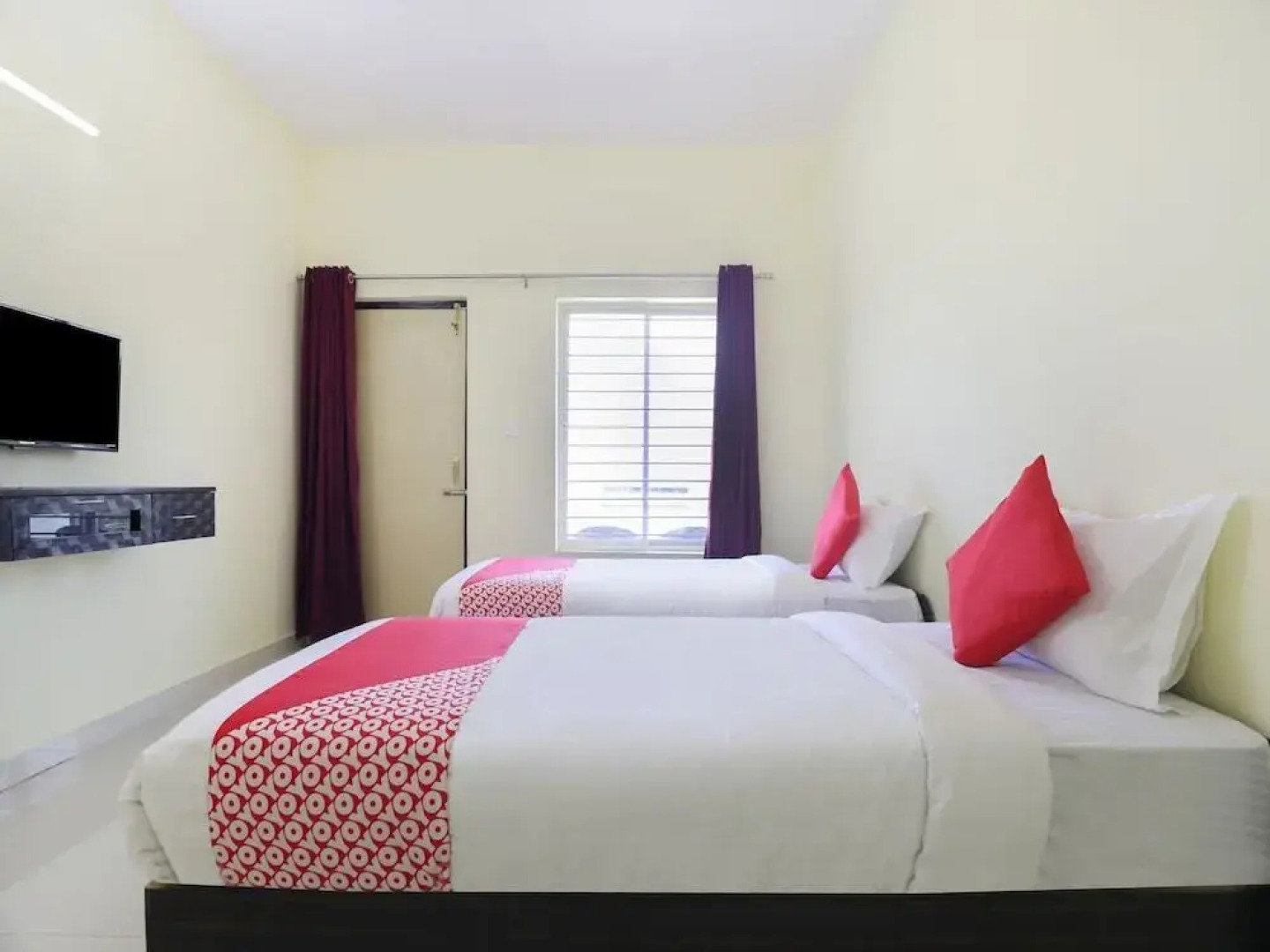 Ace Inn by OYO Rooms