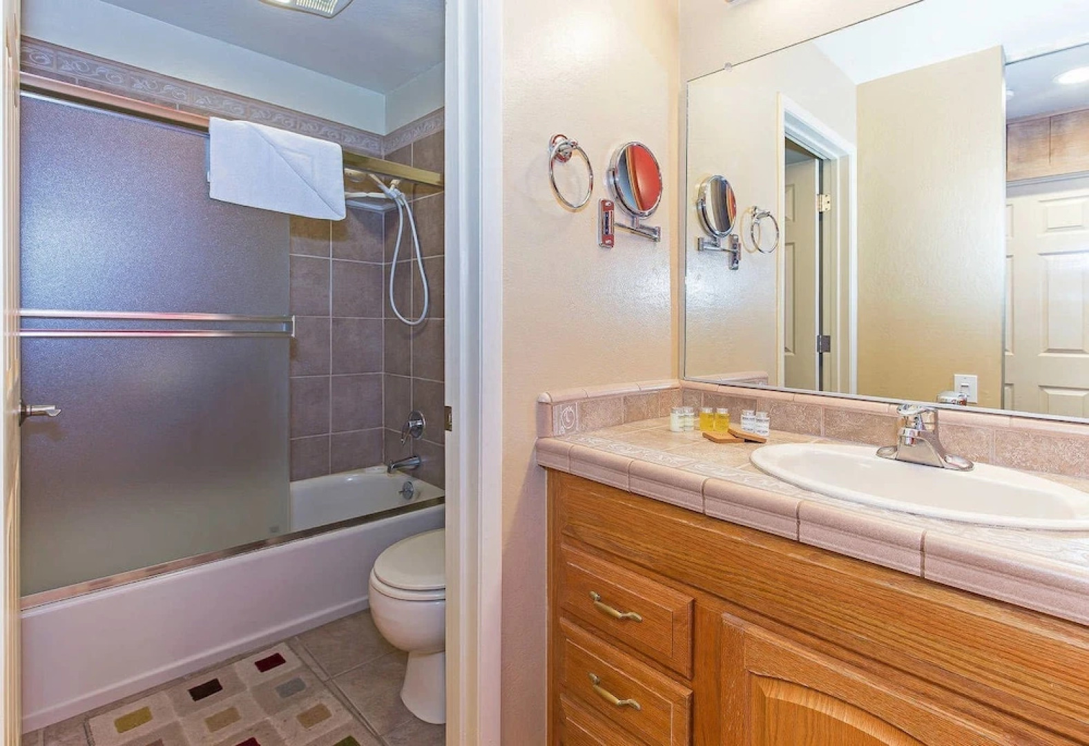 Horizons 4 Condominiums