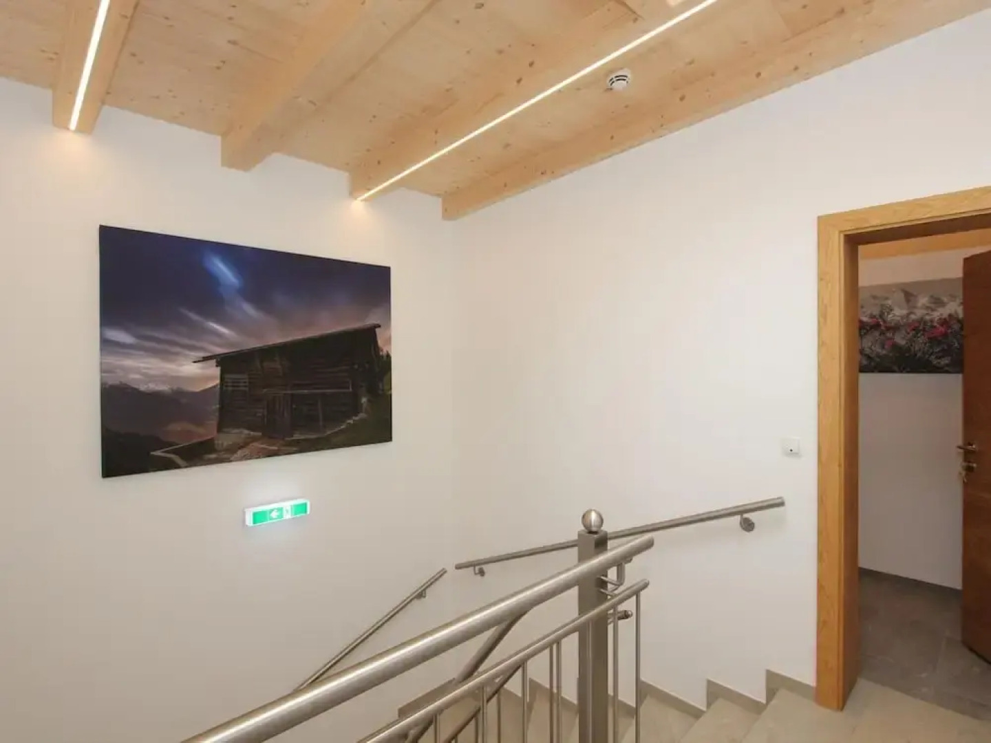 Luxury Holiday Flat With Balcony in Fugenberg