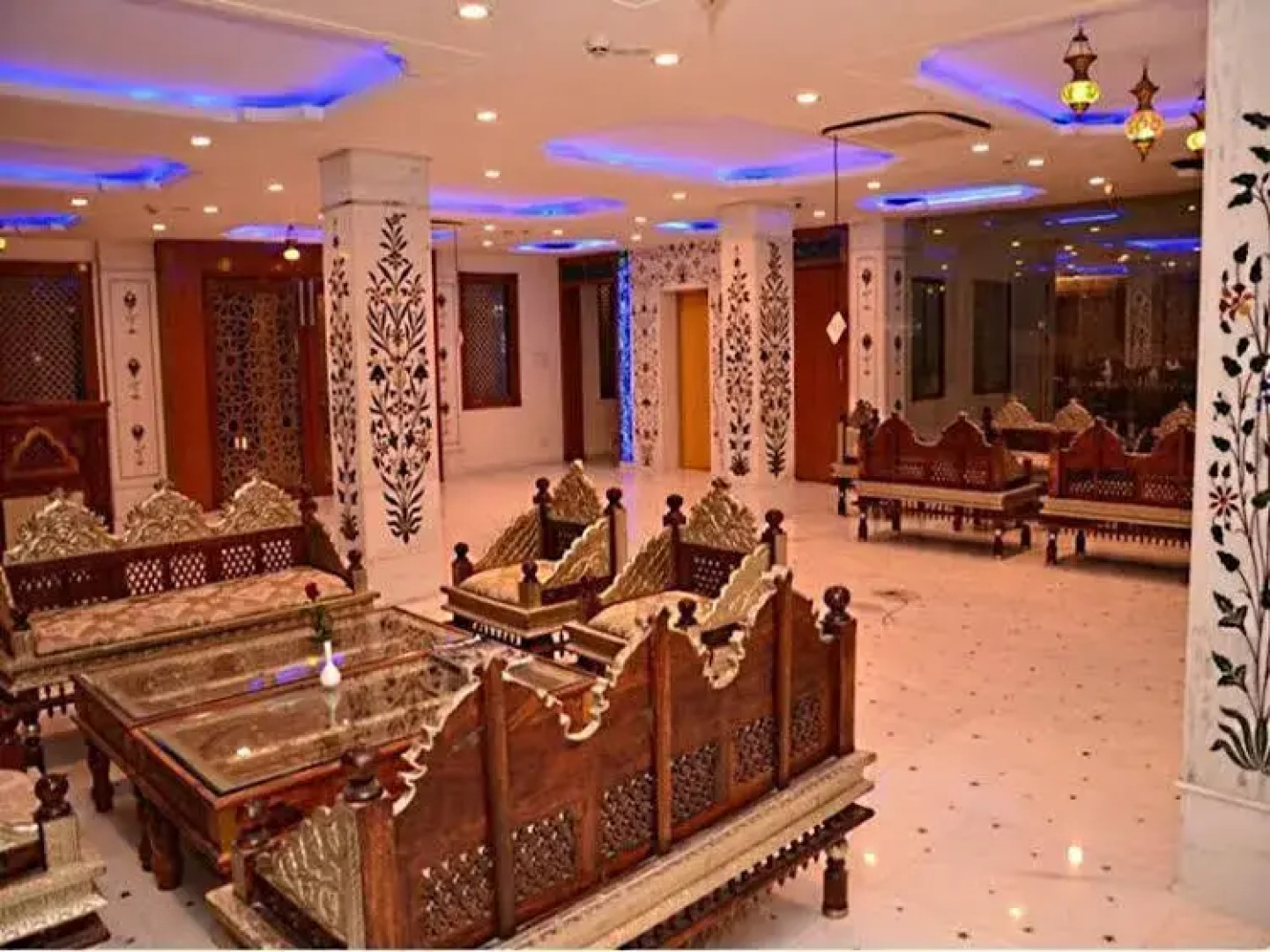 Hotel Malak Mahal Palace