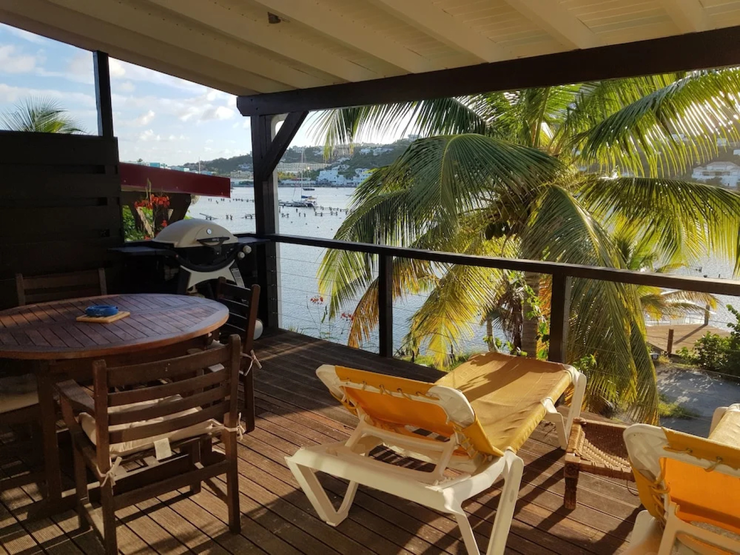 Les Balcons d'Oyster Pond